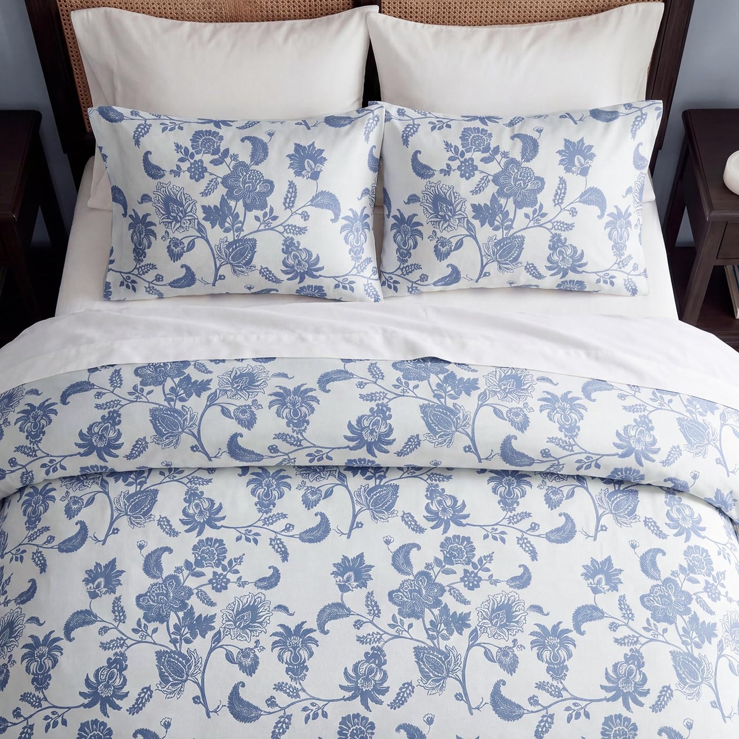 Bedorm 100% Cotton Duvet Cover Set Queen Floral Bedding Set Blue and White Paisley Flowers Print Boho Bedroom Decor Soft & Breathable Duvet Cover with Zipper Closure