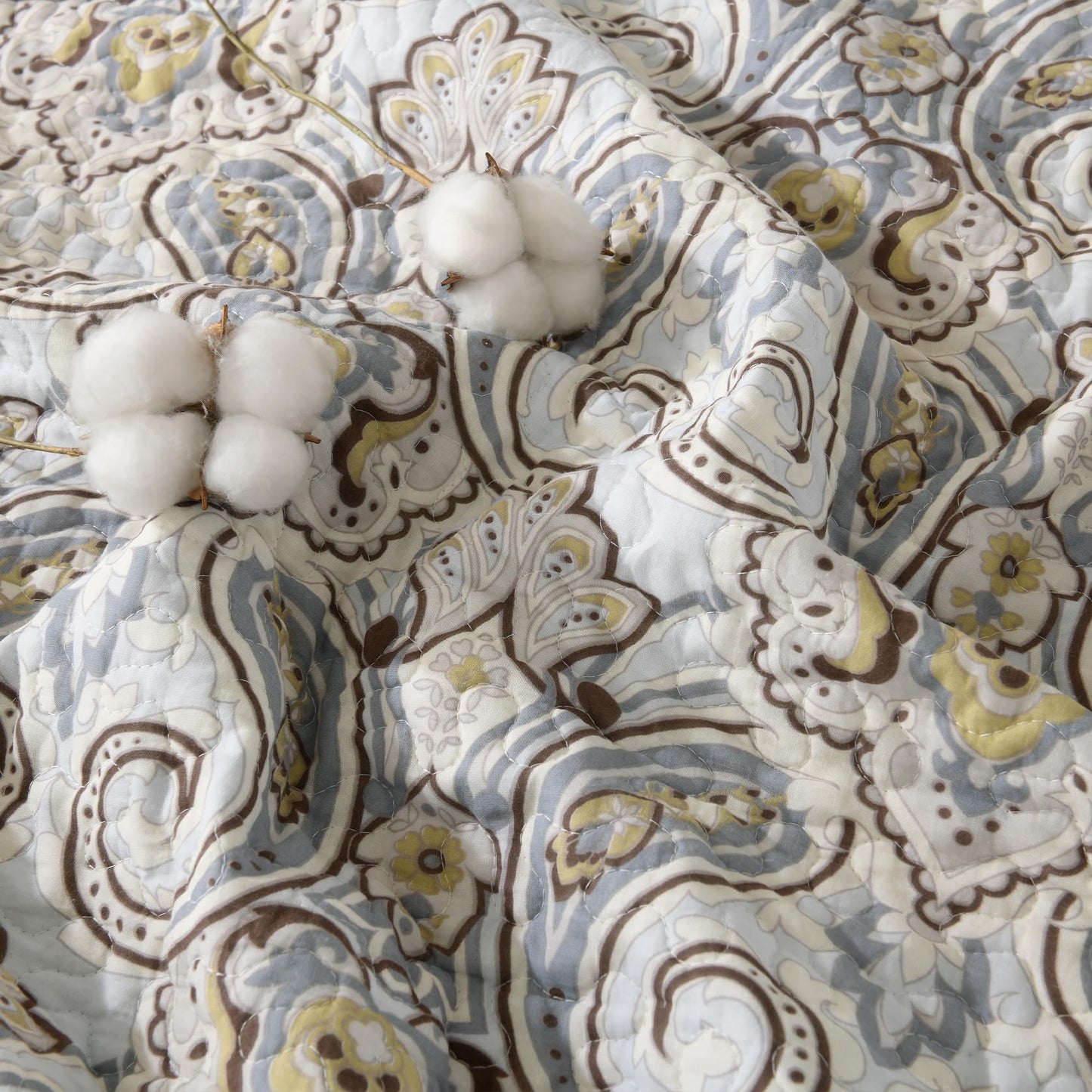 BCOTTOND Blue Paisley King Size Quilt Set - Reversible Paisley Brown Floral Quilts King Size, 100% Cotton Lightweight Bedspread Set, Luxury Quilt Bedding Set for King Bed, Light Blue, 106×98