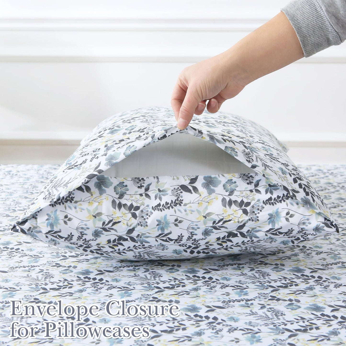 Mooreeke Cozy Vintage Microfiber Printed Queen Sheet Set - Soft Breathable Percale Cotton Floral Bed Sheets with Deep Pocket - Non-Slip Fitted Design - Yellow Blue Gray Gradient Flowers Pattern