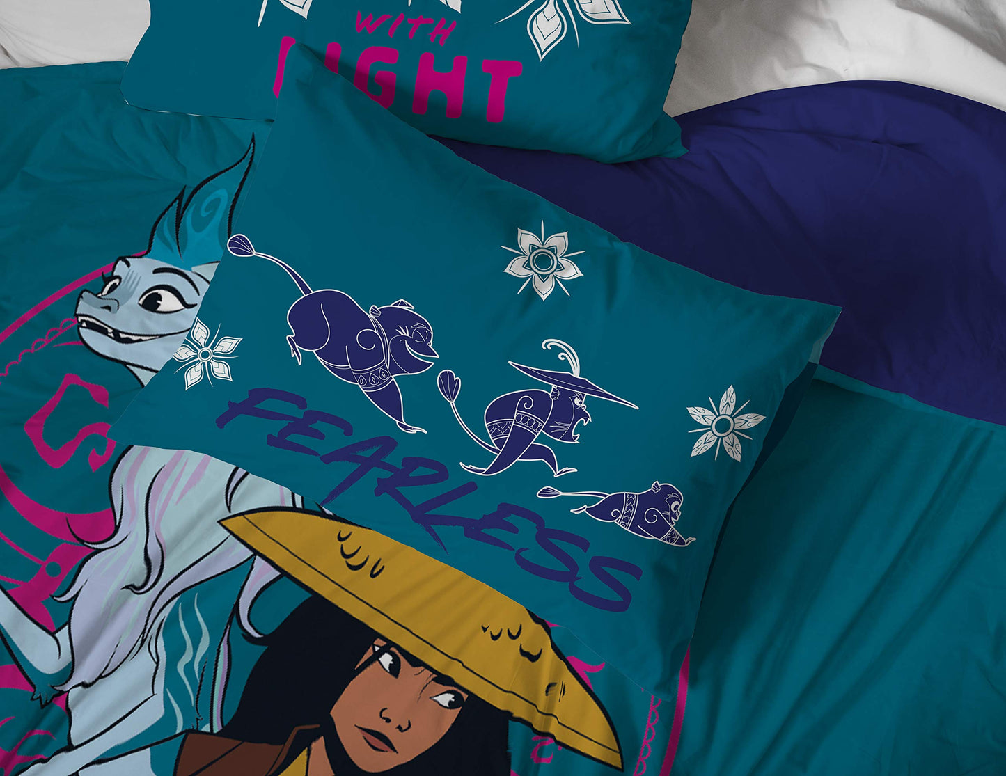 Jay Franco Disney Raya & The Last Dragon Eternals 7 Piece Queen Bed Set - Includes Reversible Comforter & Sheet Set, Bedding - Super Soft Fade Resistant Microfiber