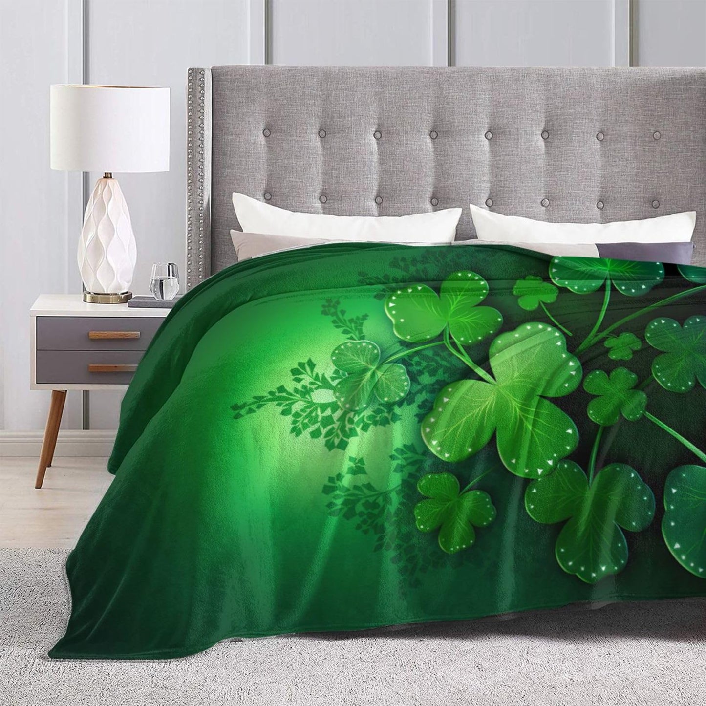 Dewoofly Green Clover Leaves Washable Fleece Throw Blankets, Saint Patricks Day Blanket for Bed Couch Sofa, All Seasons Home Camper Travel 60"x50"
