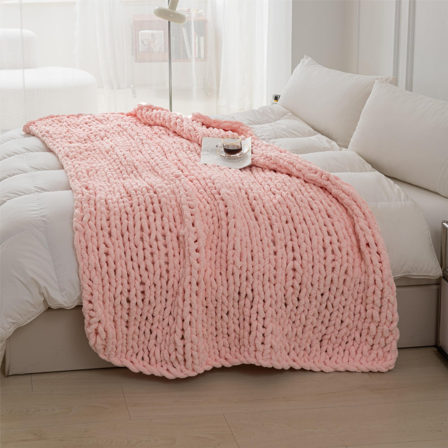 RIWASURNA Chunky Knit Blanket Throw 51"×63" Knitted Throw Blankets for Couch Bed Fluffy Soft Blanket with Jumbo Chenille Yarn Thick 100% Handmade(Pink)