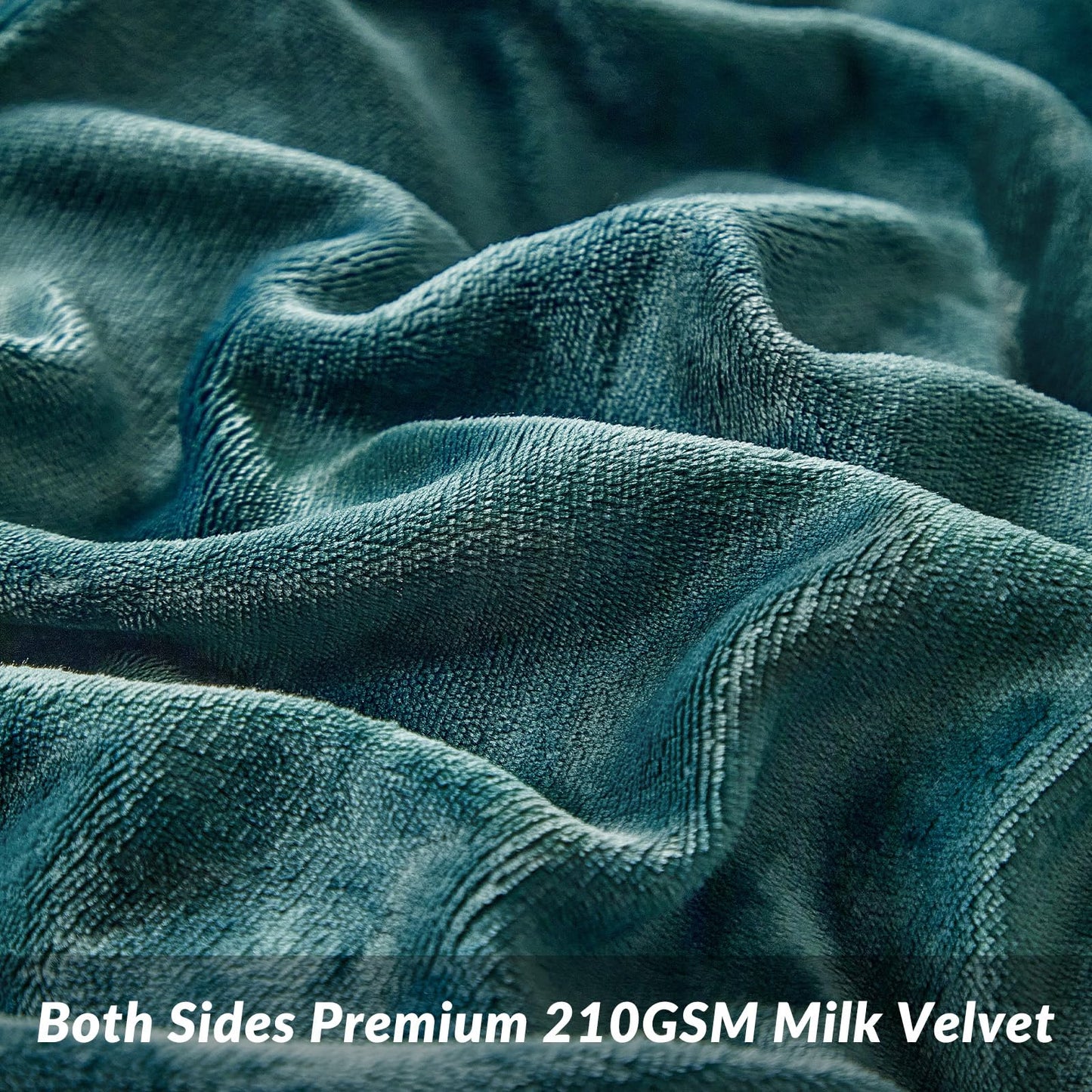 WARMDERN Peacock Blue Velvet Duvet Cover Set Queen Size, Luxury Milk Velvet Bedding Duvet Cover with Zipper Closure, 3pcs Ultra Soft Duvet Covers for All Seasons, 90" x 90", Peacock Blue