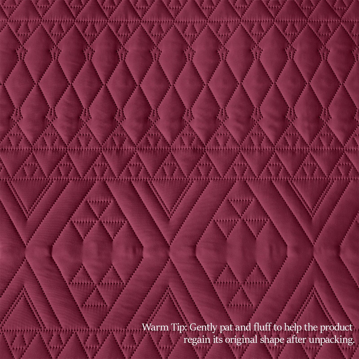 akkialla Full/Queen Quilt Set, Burgundy Lightweight Microfiber Bedspread Coverlet, Boho Geometric Pattern, Soft All-Season Bedding, 3-Piece (1 Quilt, 2 Pillow Shams)