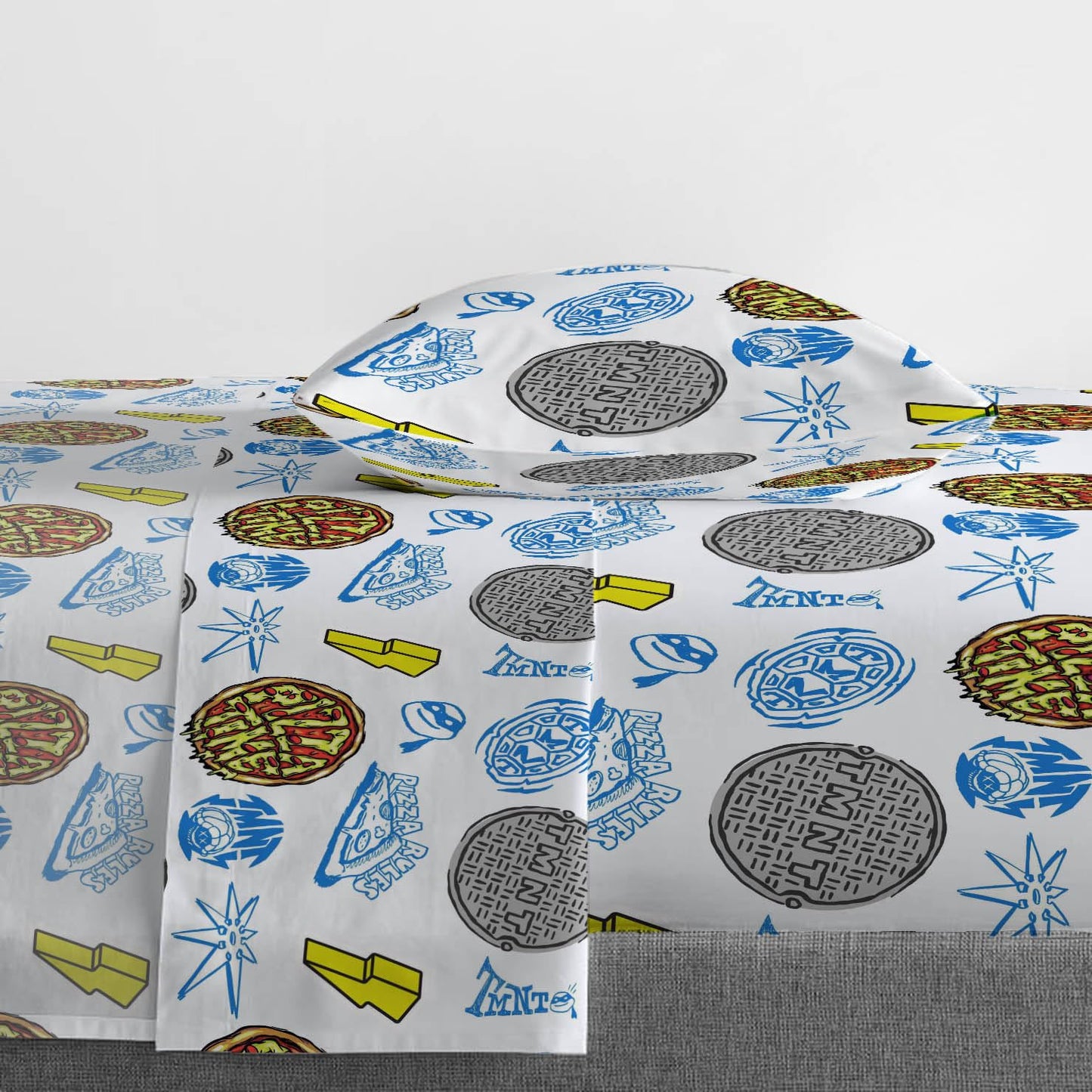 Jay Franco Nickelodeon Teenage Mutant Ninja Turtles Twin Comforter Set - 5 Piece Bedding Includes Sheet Set & Pillow Covers - Super Soft Mutant Mayhem Microfiber Bed Set