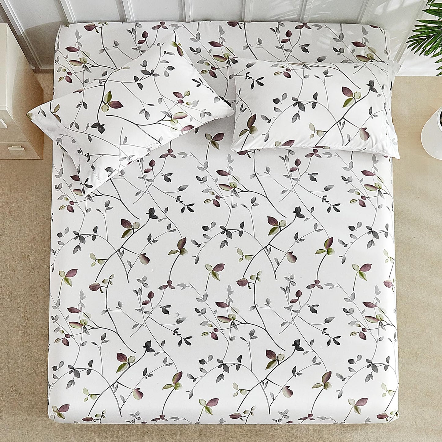 Tokokimo Floral Sheets Set King Size, 16 inches Deep Pocket Fitted Sheet, Flat Sheet & Envelope Closure Pillowcases, Soft Breathable Microfiber Sheet Set 4-Piece, White Leaf Floral