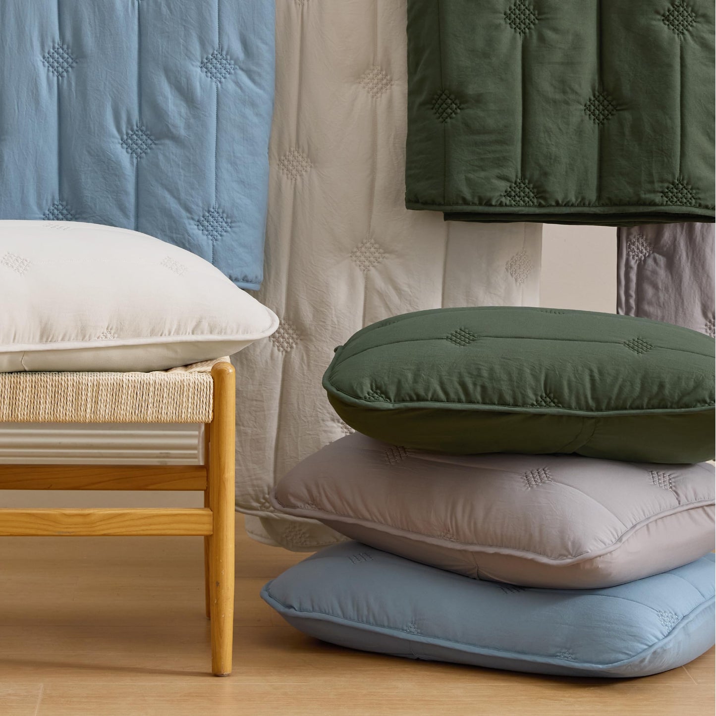 Bedsure King Size Quilt - Prewashed Extra Soft Cotton-Like Polyester Bedspreads King Size, Lightweight Comforter, Includes 1 Quilt 106x96 Inches with 2 Shams, Machine Washable, Beige