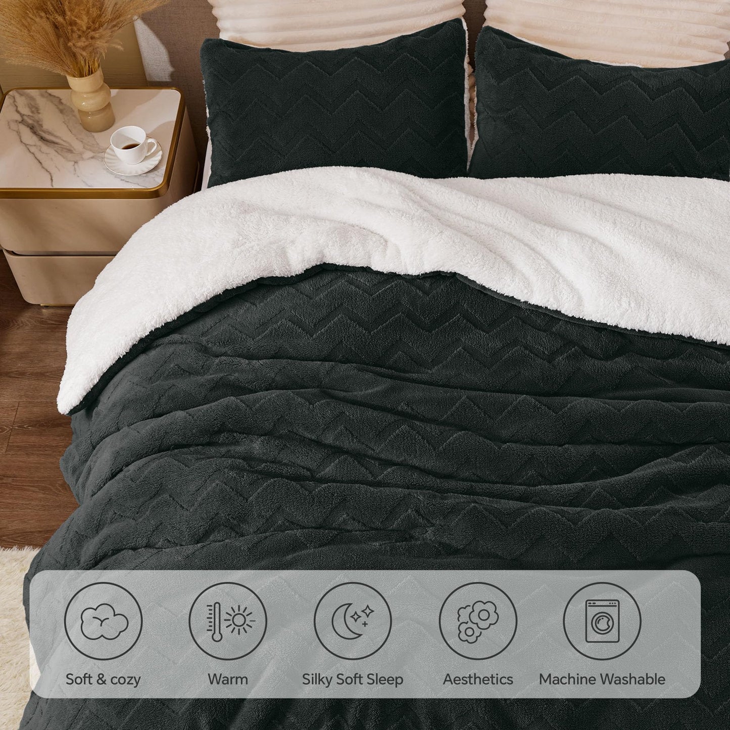 BEDELITE Fluffy Queen Comforter Set - Super Soft Sherpa Black Comforter for Queen Size Bed, Luxury Warm Bedding Set for Winter, Fuzzy Bed Set 3 Pieces (1 Comforter, 2 Pillowcases)