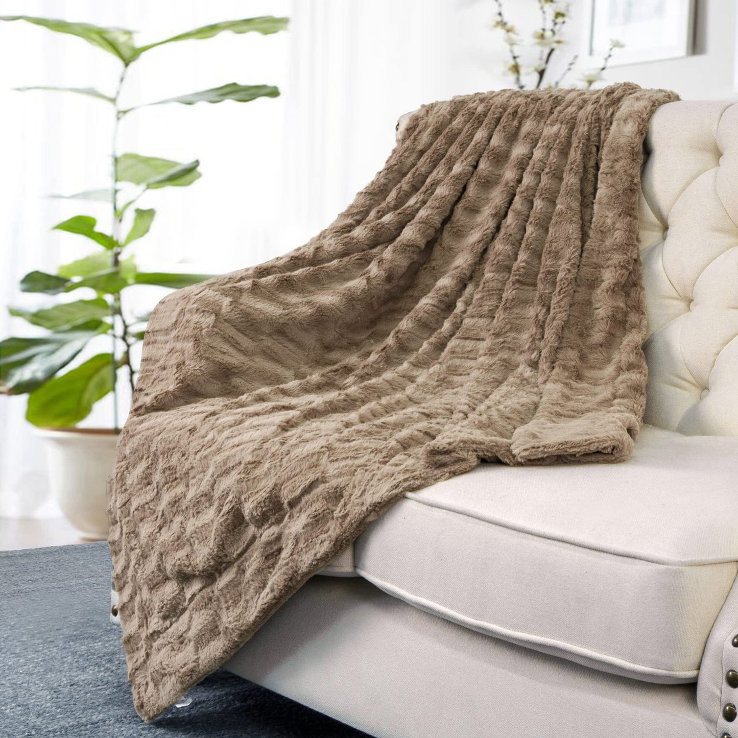 Home Soft Things Brown Saga Double Sided Faux Fur Throw, 60" x 80", Taupe Comforable Soft Cozy Throw Blanket for Chair Bedroom Living Room Sofa Couch Bed Outdoor