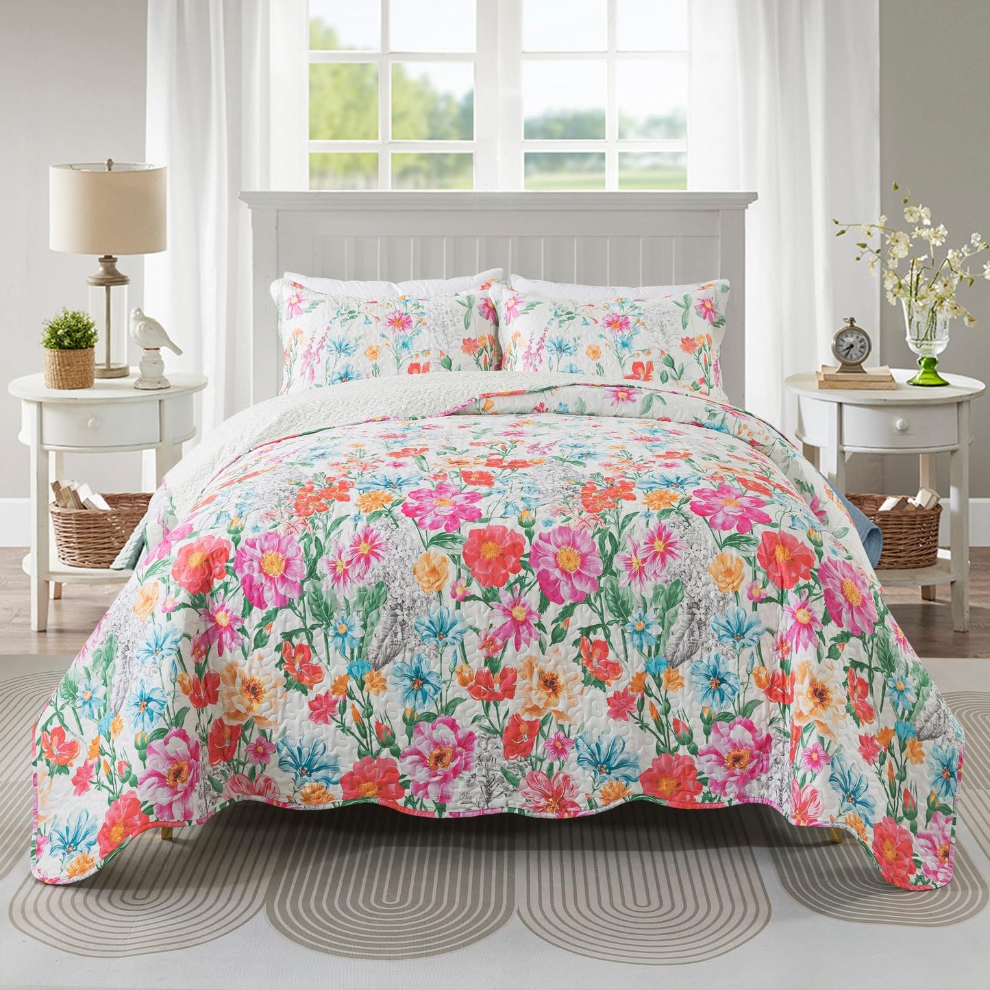 Travan Floral Quilt Bedding Set, Ultra Soft Reversible King Size Quilt Set with 1 Quilt Set and 2 Shams Red Flower Quilt for All Season, Coreopsis-Red, King