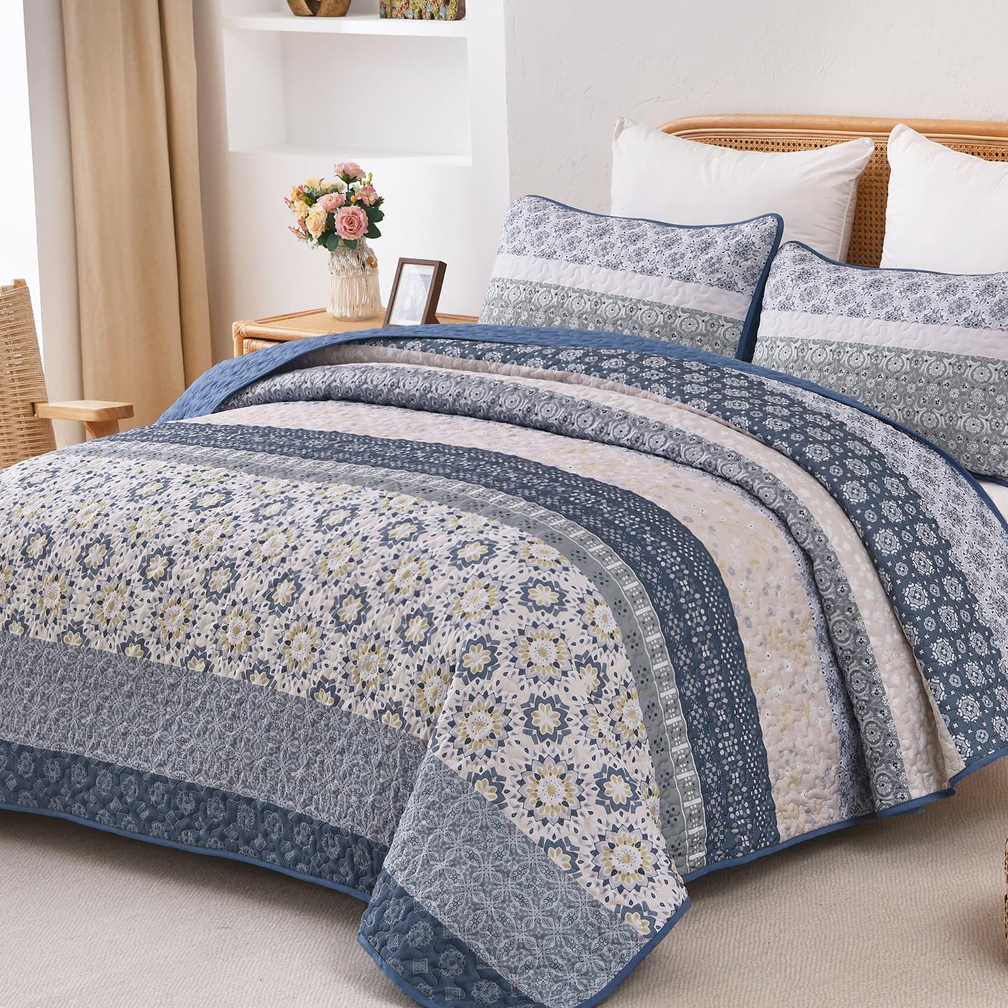 WONGS BEDDING Boho Quilt Set Queen, Bohemian Striped Patchwork Bedspread Coverlet Set with 2 Pillowcases,Lightweight Microfiber Floral Bedding Set 96"×90"