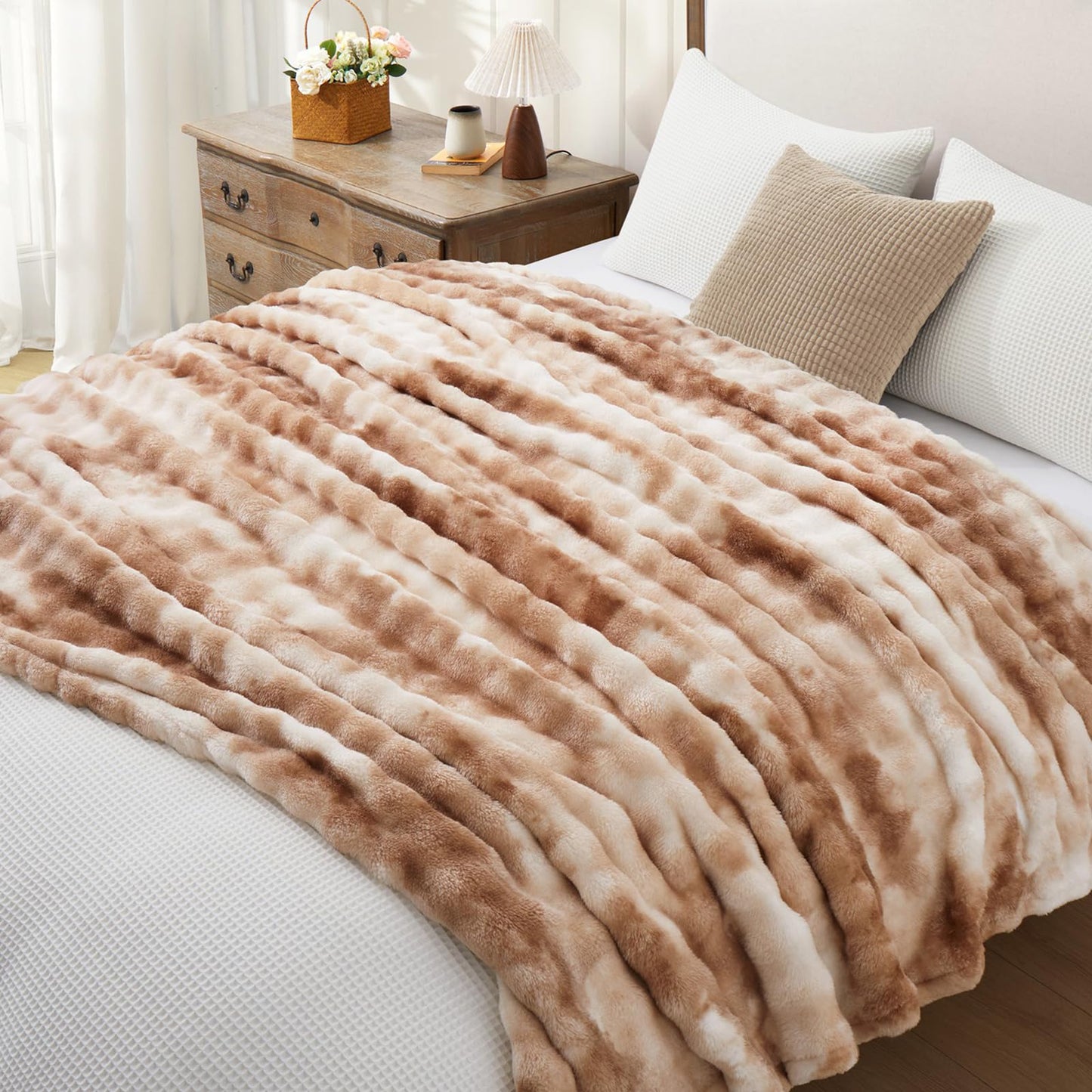 PU MEI Fleece Blanket - Throw Blanket for Couch, Luxury Bubble Fluffy Plush Twin Cozy Soft Warm Fuzzy Extra Large Blanket for All Season Use 60"*80" -Brown1