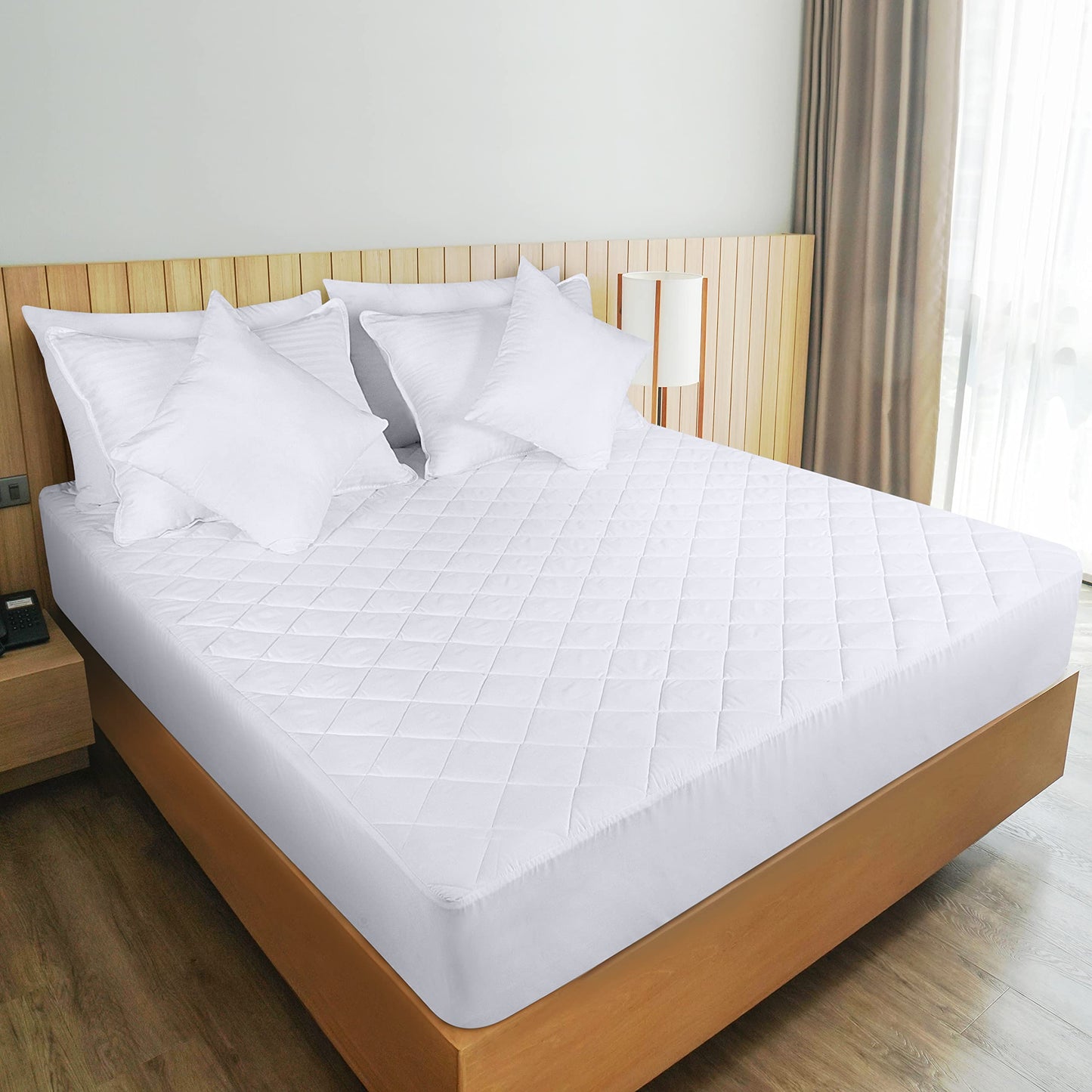 Quilted Fitted Mattress Pad, Queen Mattress Protector Topper with Deep Pocket Stretches up to 16 Inches, Machine Washable Mattress Cover by Utopia Bedding (White)