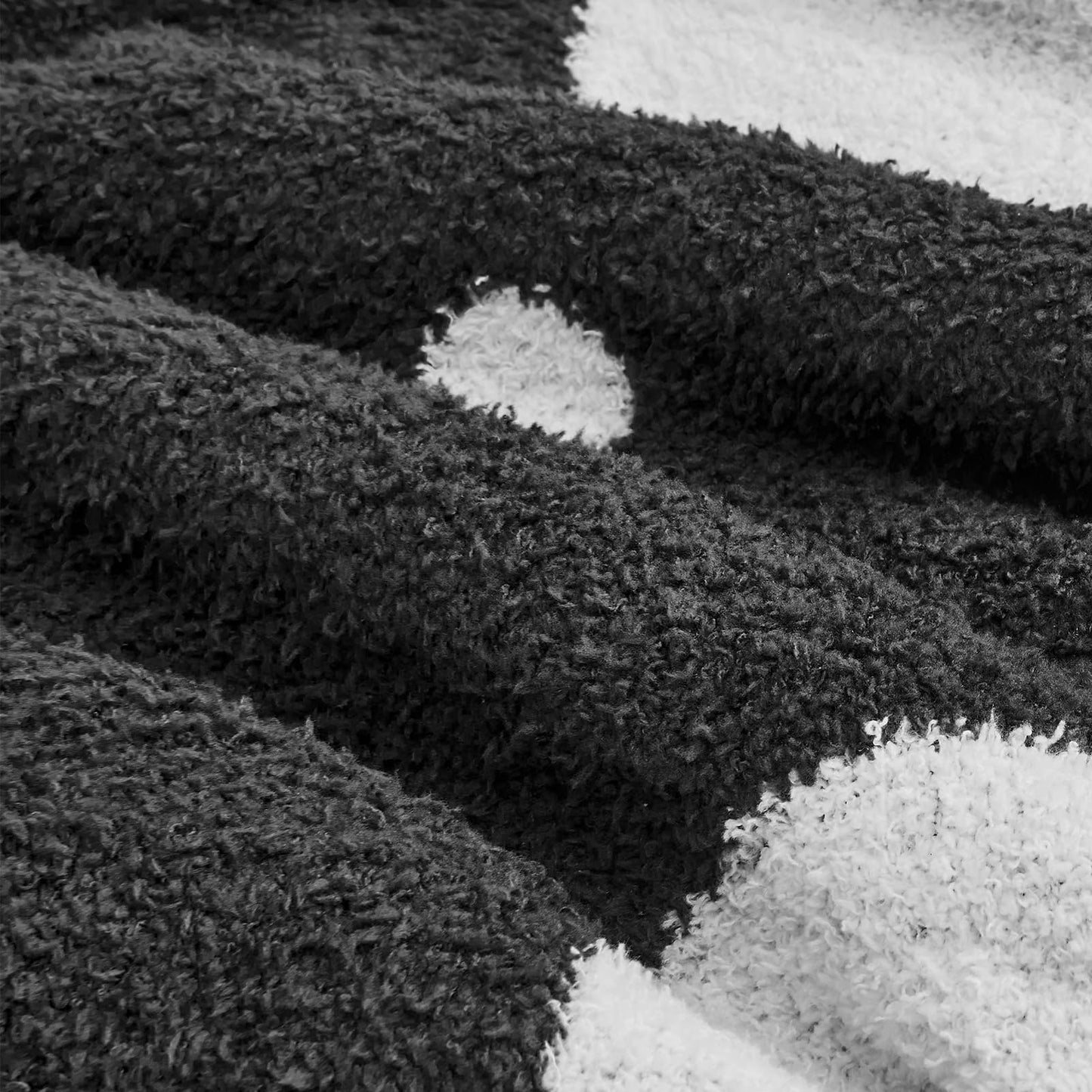 Douceur Polka Dot Throw Blanket for Couch Sofa Bed, Reversible Cozy Fluffy Super Soft Bedroom Blanket, Plush Jet Black Throw Blanket, 60×80 inches