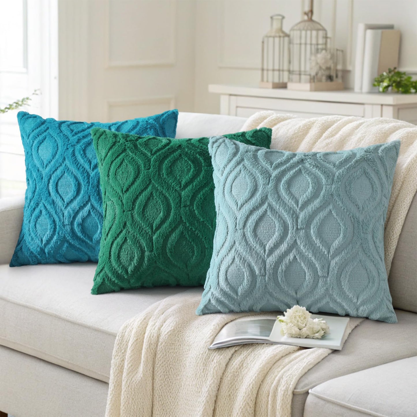 decorUhome Throw Pillow Covers 18x18 Inch Set of 2, Soft Plush Faux Wool Teal Solid Couch Pillow Covers, Accent Farmhouse Neutral Square Pillow Cases for Sofa Bed Living Room
