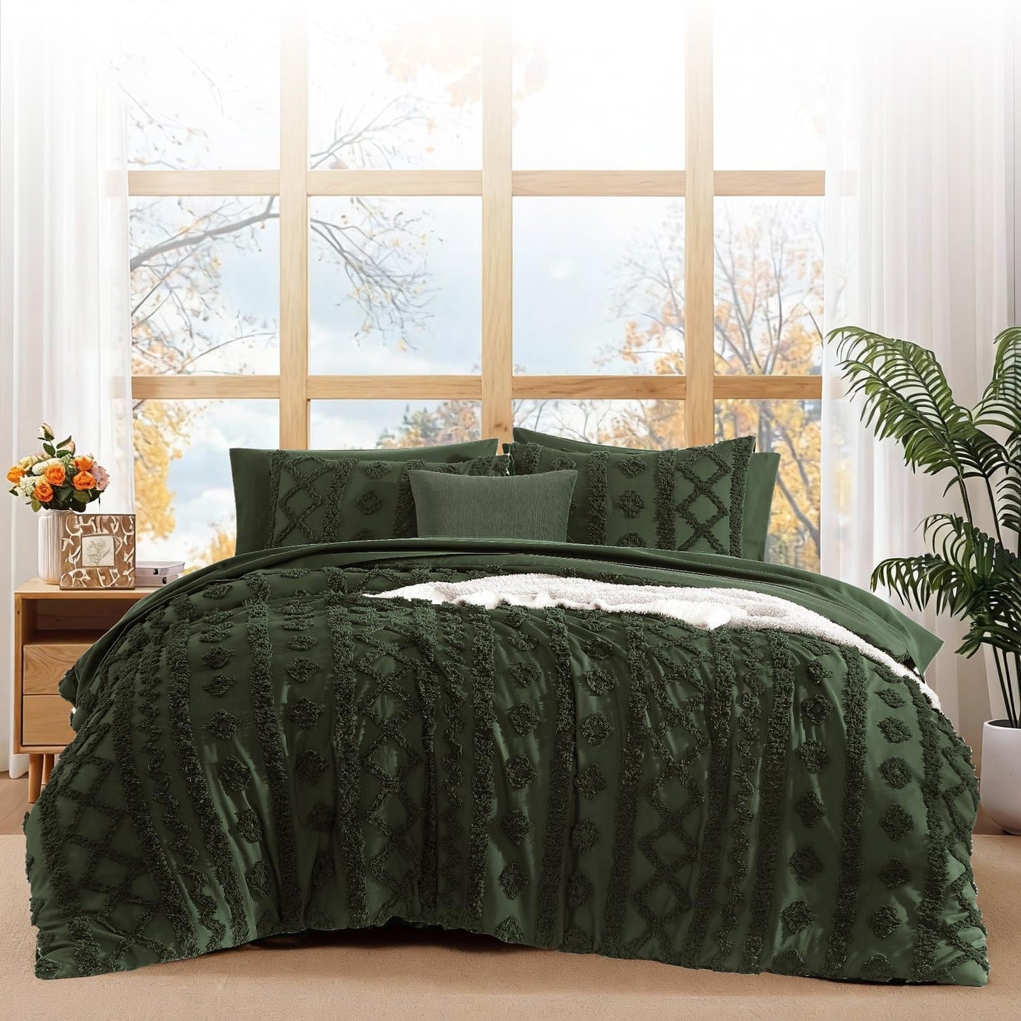 WRENSONGE Queen Size Comforter Set with Sheets - 7 Pieces Dark Green Tufted Bed in a Bag Queen Shabby Chic Bedding Sets with 1 Comforter, 2 Sheets, 2 Pillowcases & 2 Shams