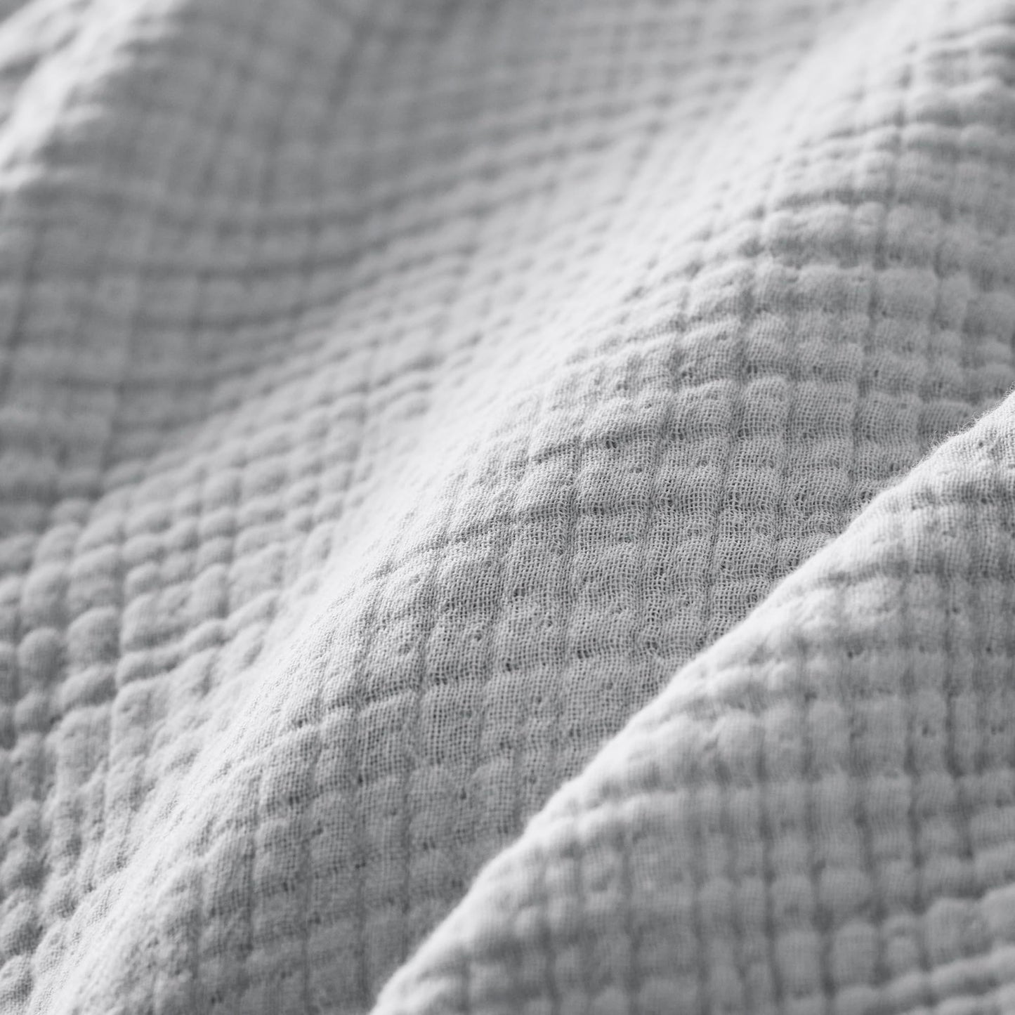 BOLL & BRANCH Dream Throw Blanket - One Size, Sky - Luxury 100% Organic Cotton - Soft, Lightweight and Breathable - Cloud-Like Touch - 50x70 Inches