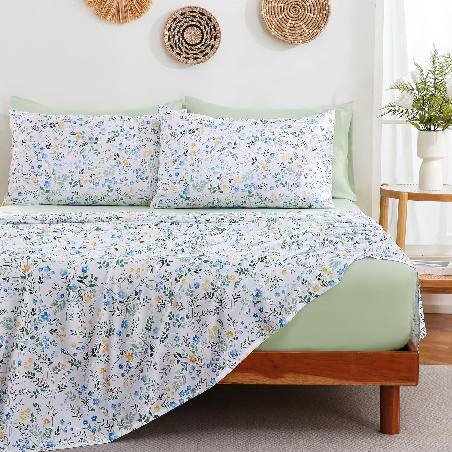 Swiftify Botanical Queen Bed Sheets Set 6-Piece, Boho Floral Brushed Microfiber Sheets, Cooling Bed Sheet Set, Soft & Breathable, 16' Deep Pocket Fitted Sheet & Pillowcase Set, Springfield Flowers