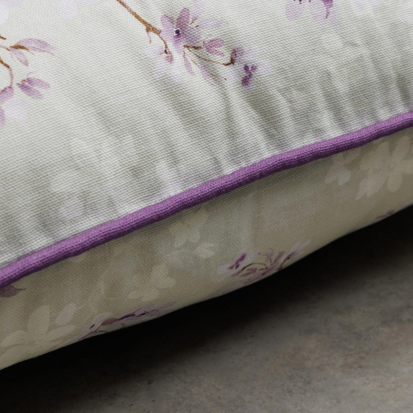 Maison d' Hermine Decorative Pillow Covers 18 x 18 inch Square 100% Cotton Throw Pillow Covers with Invisible Zipper for Living Room Couch Chair Sofas Spring Summer (Blossoms in Spring - Lavender)