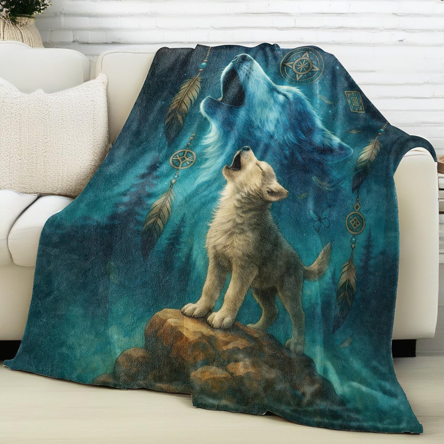 vnlvnl Howling Wolf Blanket Lightweight Flannel Blankets Gifts for Men Mystical Night Forest Scene with Feathers and Dreamcatcher Artprinted Throw for Couch Chair Office Bedroom Decor, 60x50inch