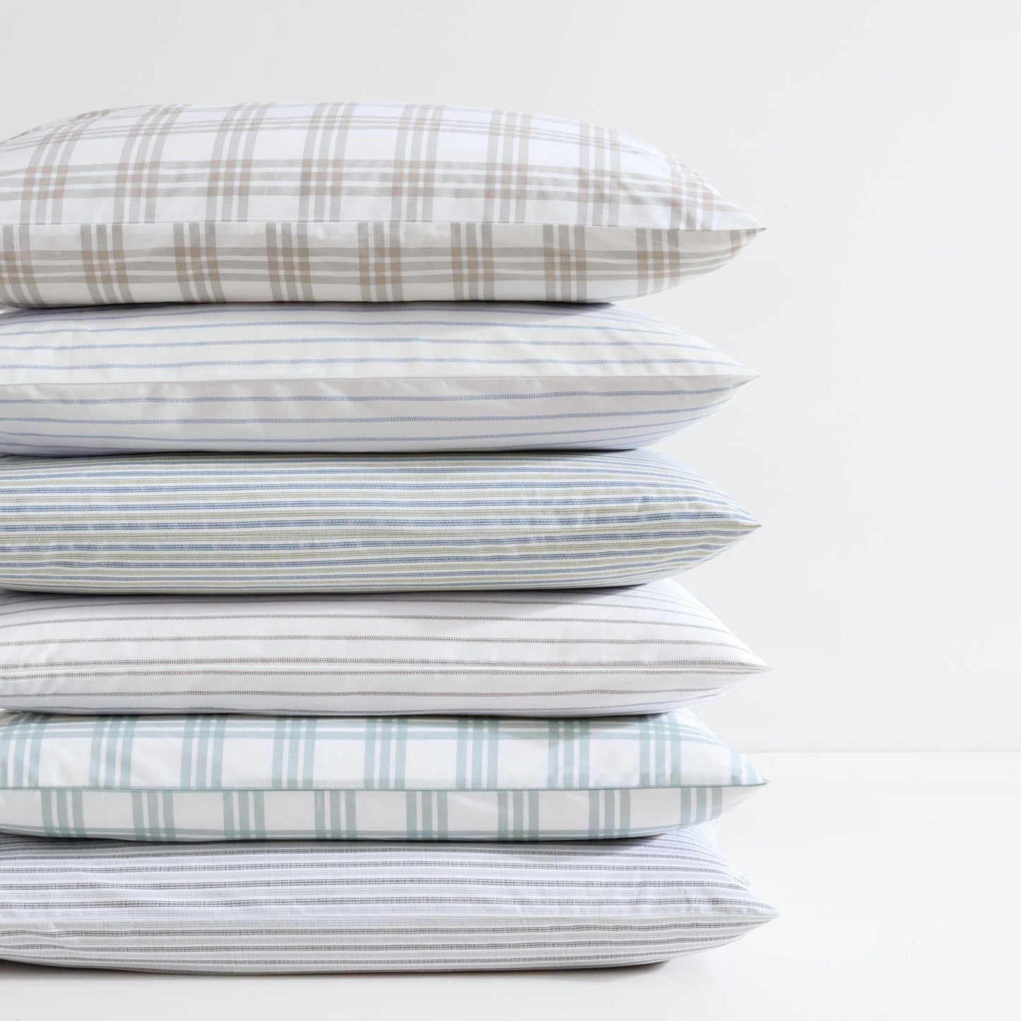 Eddie Bauer - Twin Sheet Set with Fitted Sheet & Pillowcase, 100% Cotton Percale Bedding, Crisp & Cool, Dorm Room Essentials, Essential Stripe Beige