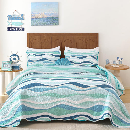 DJY Green Seawaves Ocean Quilt Set King Coastal Beach Theme Quilt Coverlet Soft Microfiber Reversible Bedspread with 2 Pillow Shams 3 Pieces Nautical Stripe Bedding Quilt for All Season 104"x90"