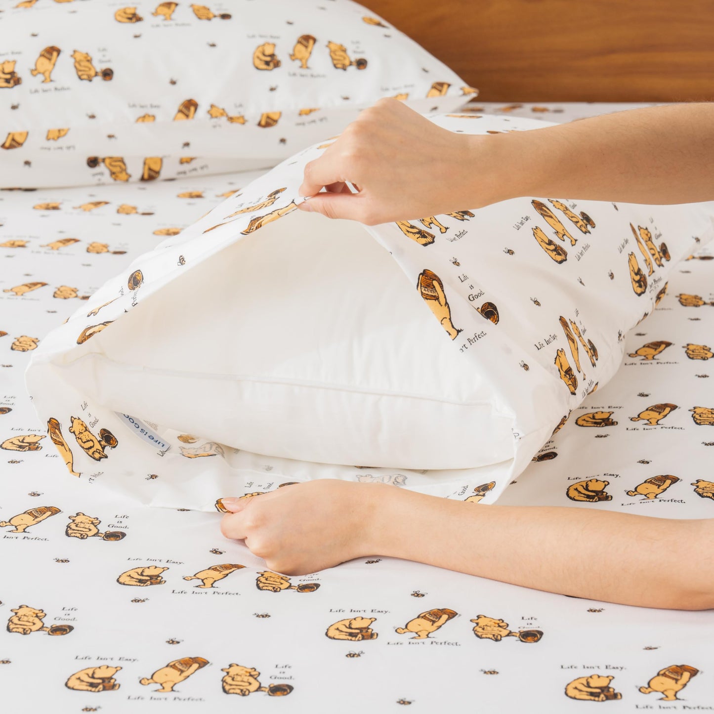 Berkshire Blanket Life is Good® Microfiber Sheets, Full Size - 4 Pieces, Life is Good® Mini Winnie and Hunny Toss White, Cute Character Snoopy Printed Soft Microfiber Bed Sheets