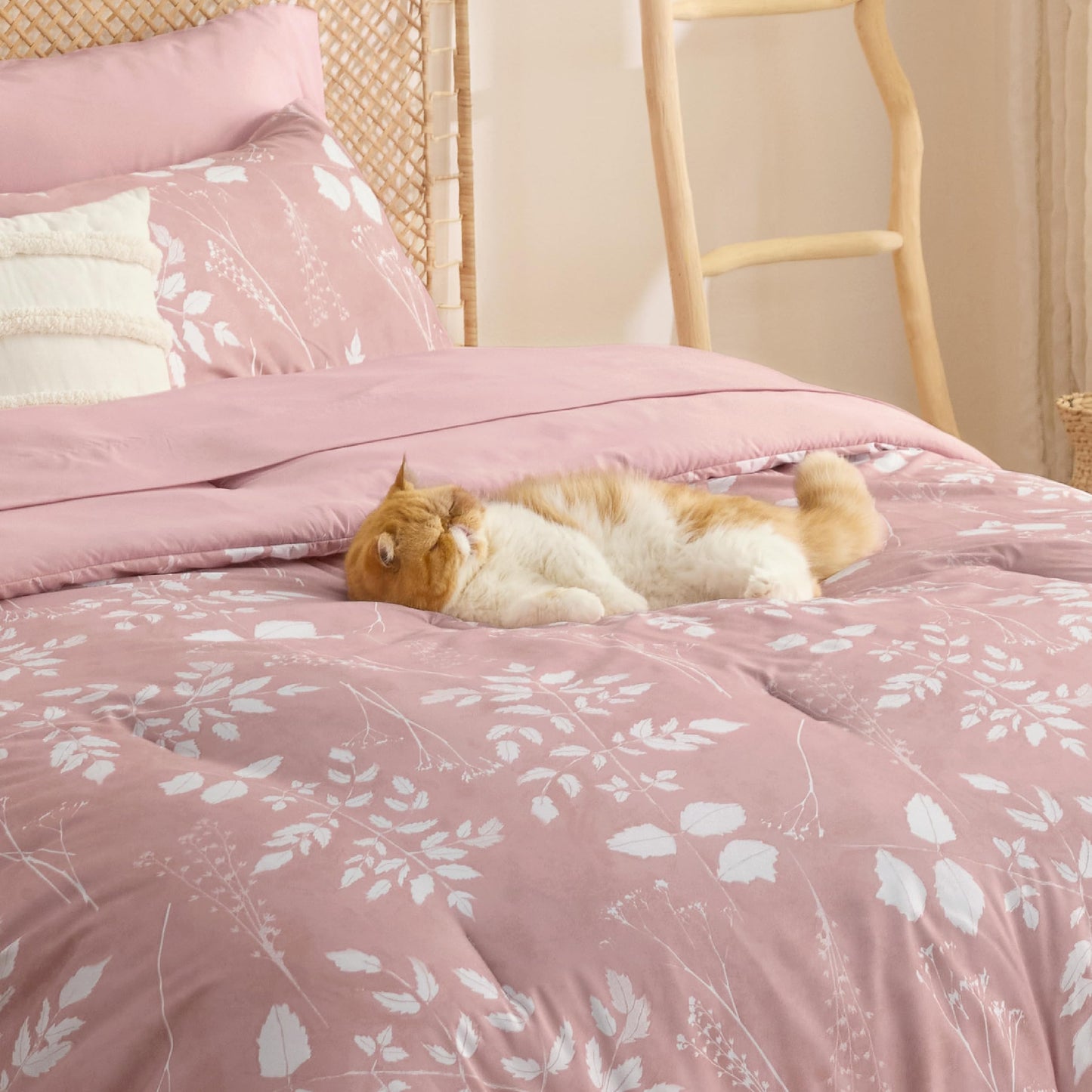Bedsure Rose Pink Queen Comforter Set - 7 Pieces Floral Bedding Sets Queen Bed in a Bag with Reversible Botanical Flowers Comforter, Sheets, Pillowcases & Shams