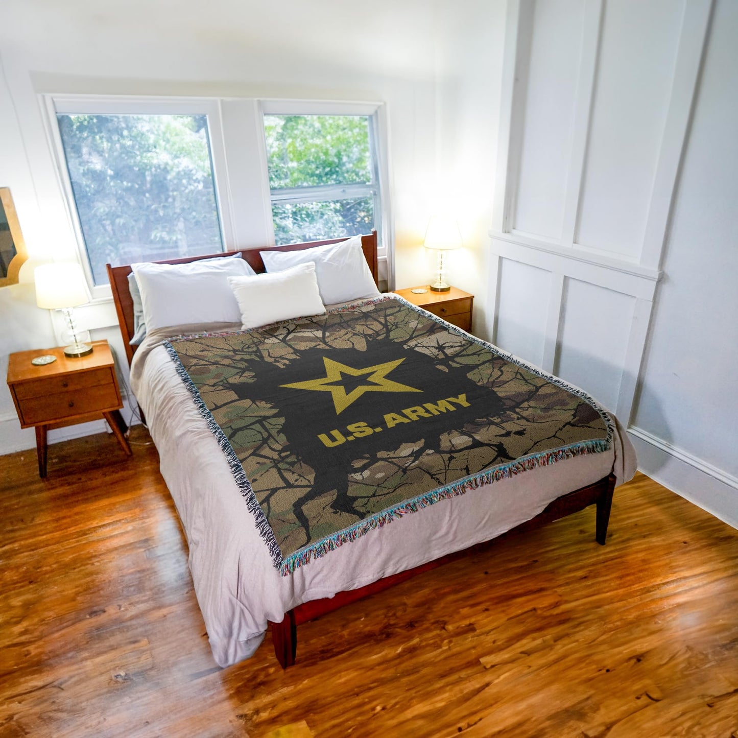 Pure Country Weavers US Army Strong Camo Blanket - Military Gift Tapestry Throw Woven from Cotton - Made in The USA (72x54)