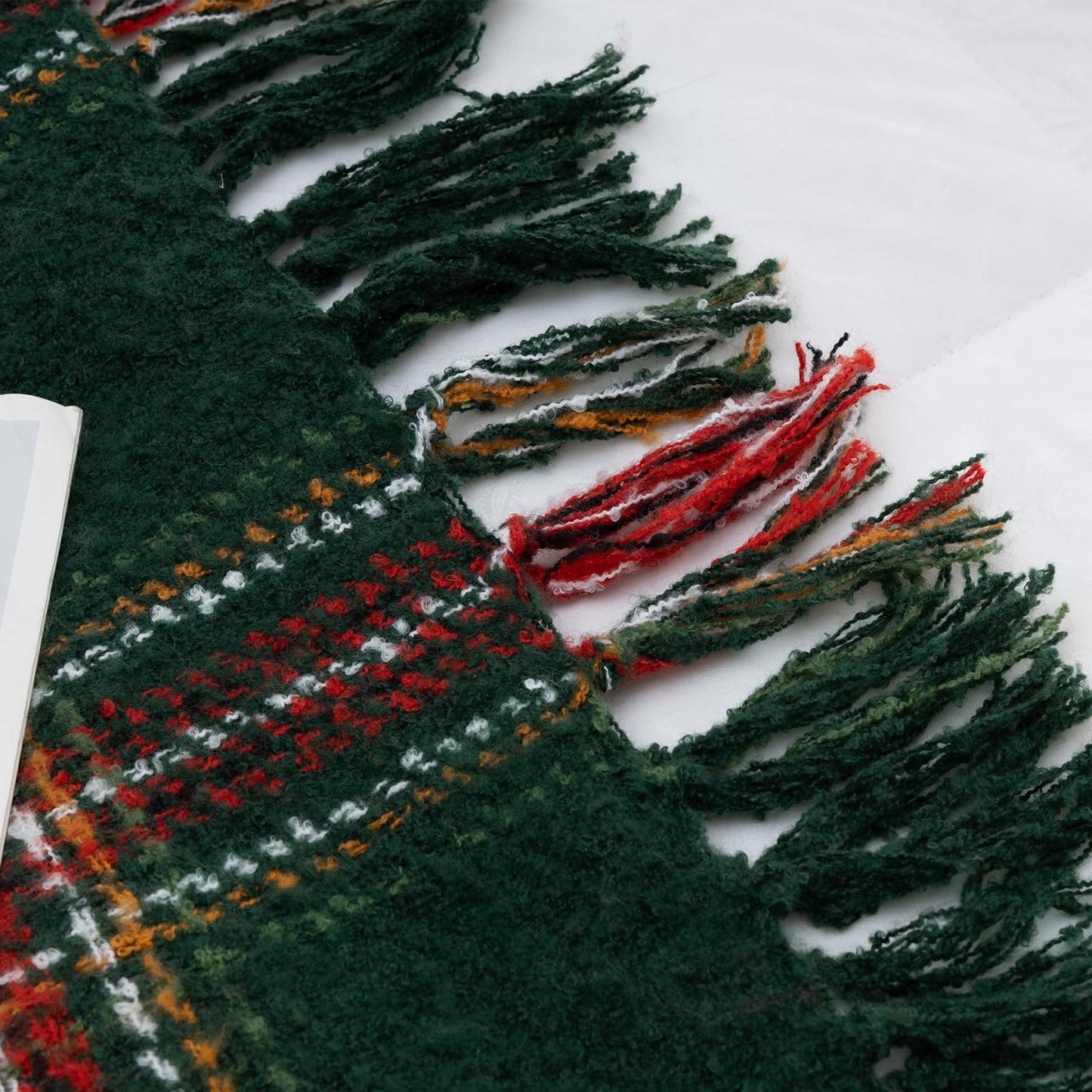 LALIFIT Plaid Throw Blanket with Fringes Green Red Christmas Home Decor Blankets Super Soft Cashmere Blanket for Couch Sofa Farmhouse Halloween etc 50" x 60" Inches(Green Plaid)
