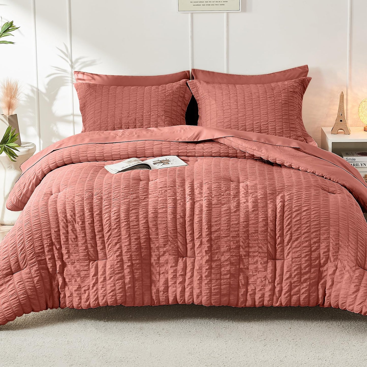 HYMOKEGE Coral Oversized Queen Comforter Set Seersucker 7 Pieces, All Season Luxury Bed in a Bag for Bedroom, Bedding Set with Comforter, Sheets, Pillowcases & Shams