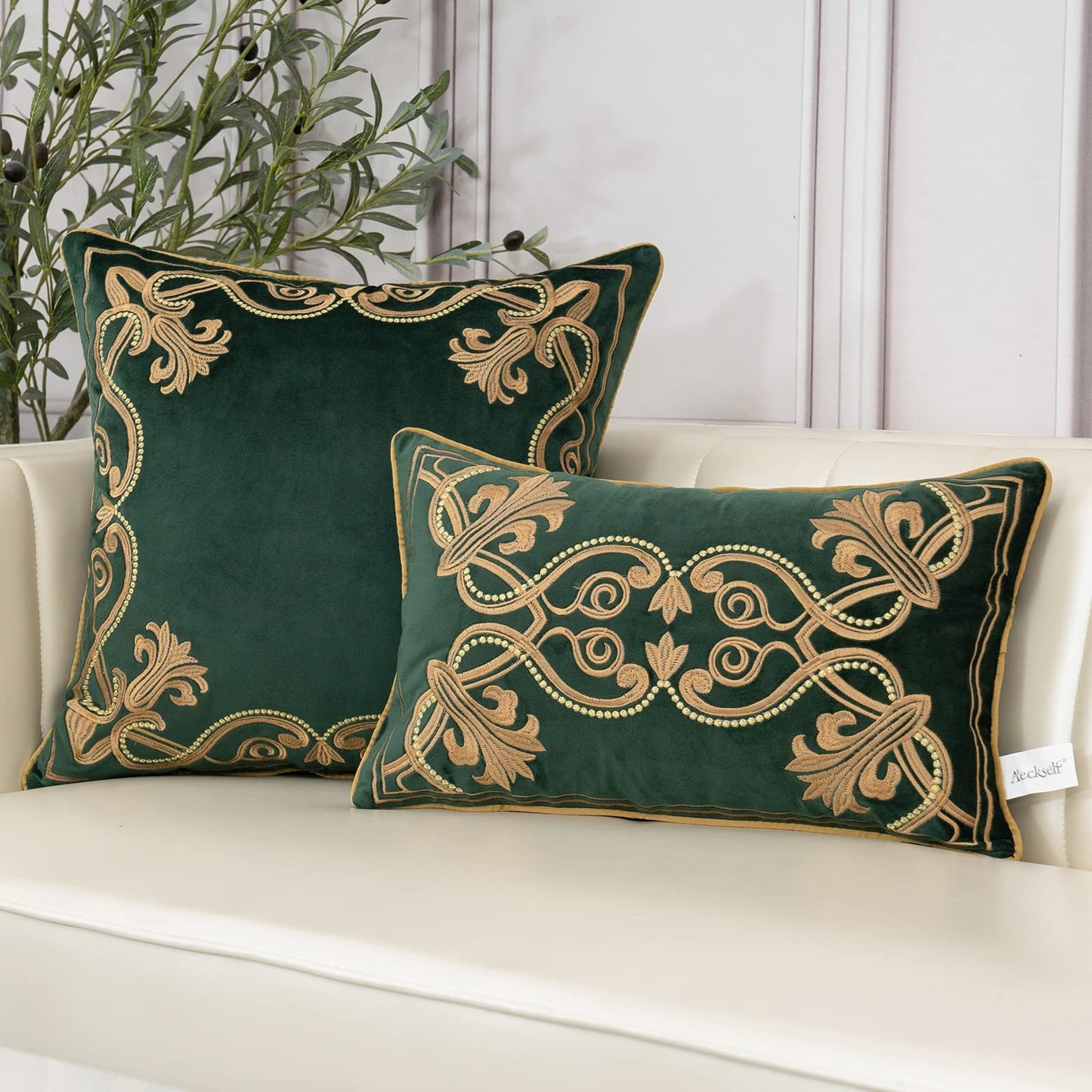 Aeckself European Luxury Velvet Throw Pillow Cover 18 x 18 Inch, Embroidery Floral Pillow Cover Home Decor Pillowcase for Couch Bedroom Living Room, Dark Emerald Green and Gold