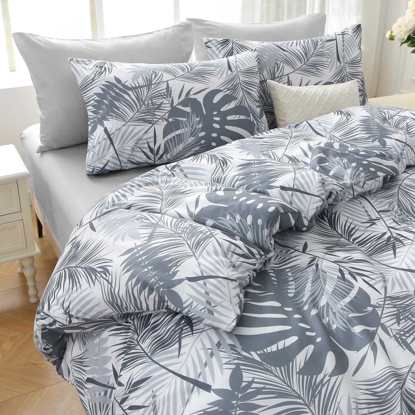 MUXHOMO Black&Grey Bed in a Bag King 7 Pieces, King Comforter Set Reversible Botanical Flowers Design, Ultra Soft & Breathable Bedding Sets with Comforter, Sheets, Pillowcases & Shams