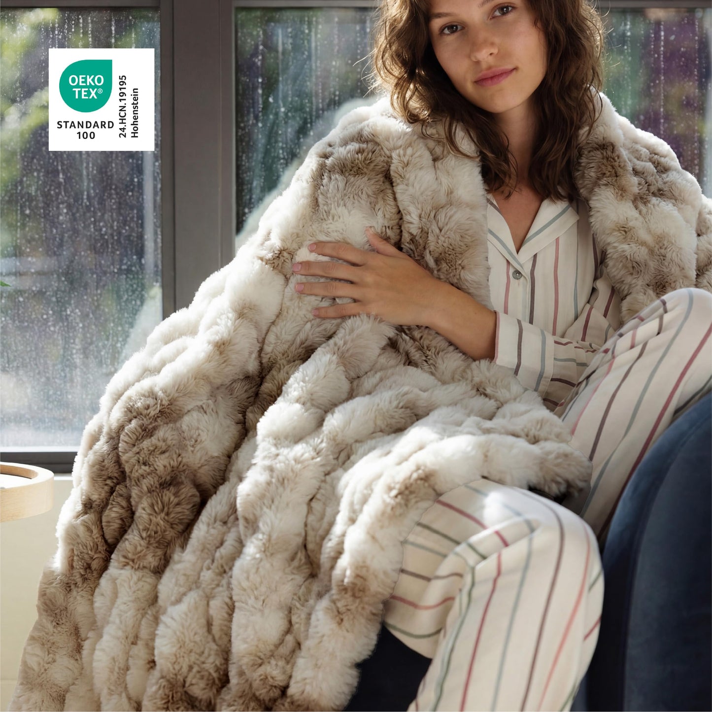 Bedsure Soft Fluffy Faux Fur Throw Blanket for Couch Sofa Chair, Fuzzy Fleece Bubble Blanket Cozy Gifts for Women Men Teen Girls, Taupe Brown Cloud Throw Minky Bed Cover Thick Warm Plush Bedding
