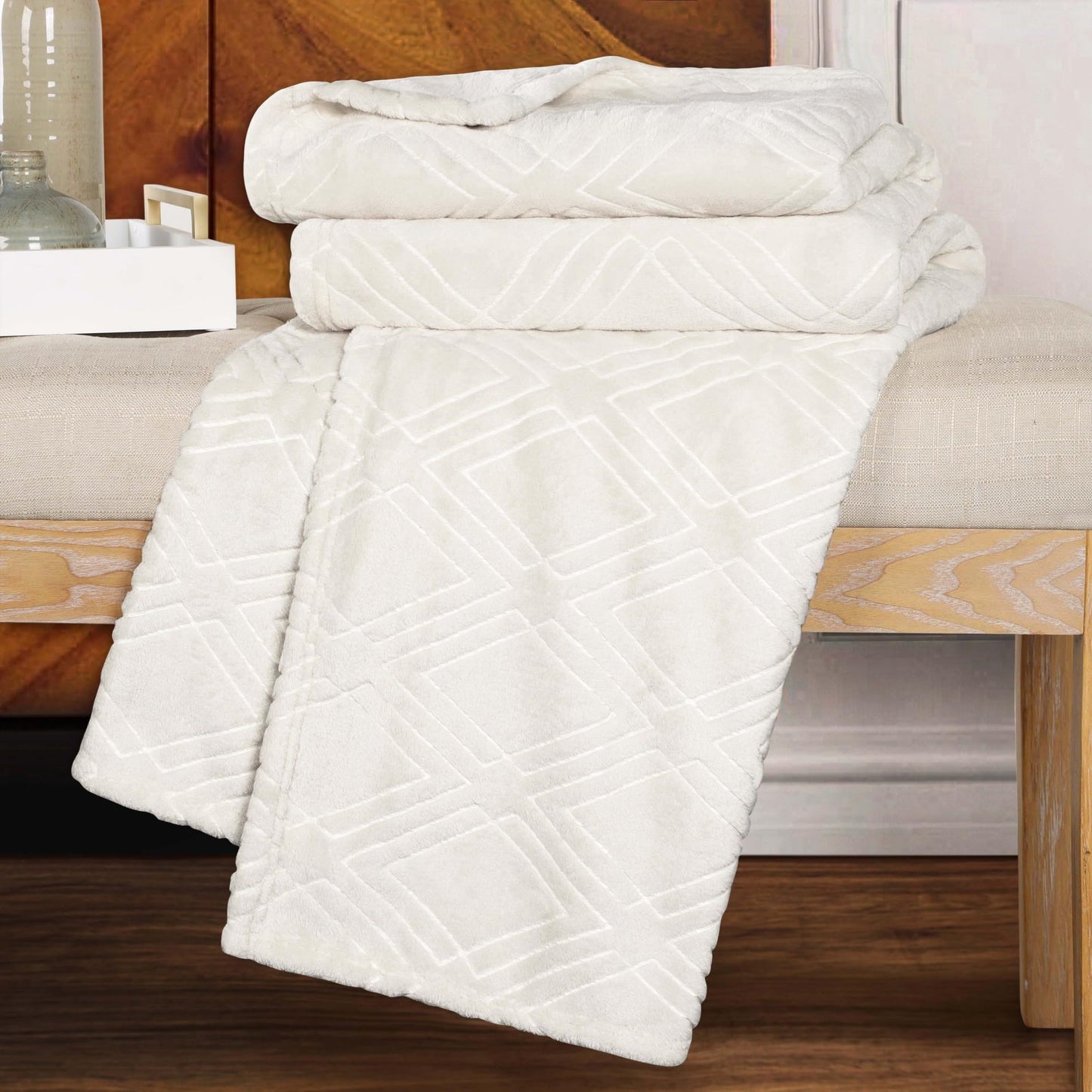 Superior Alaska Collection Quilted Diamond Throw Blanket - Soft Plush Velvety Fleece Blanket for Couch, Bed and Living Room Decor - Cozy, Warm & Lightweight All-Season Cover, King Size, Ivory