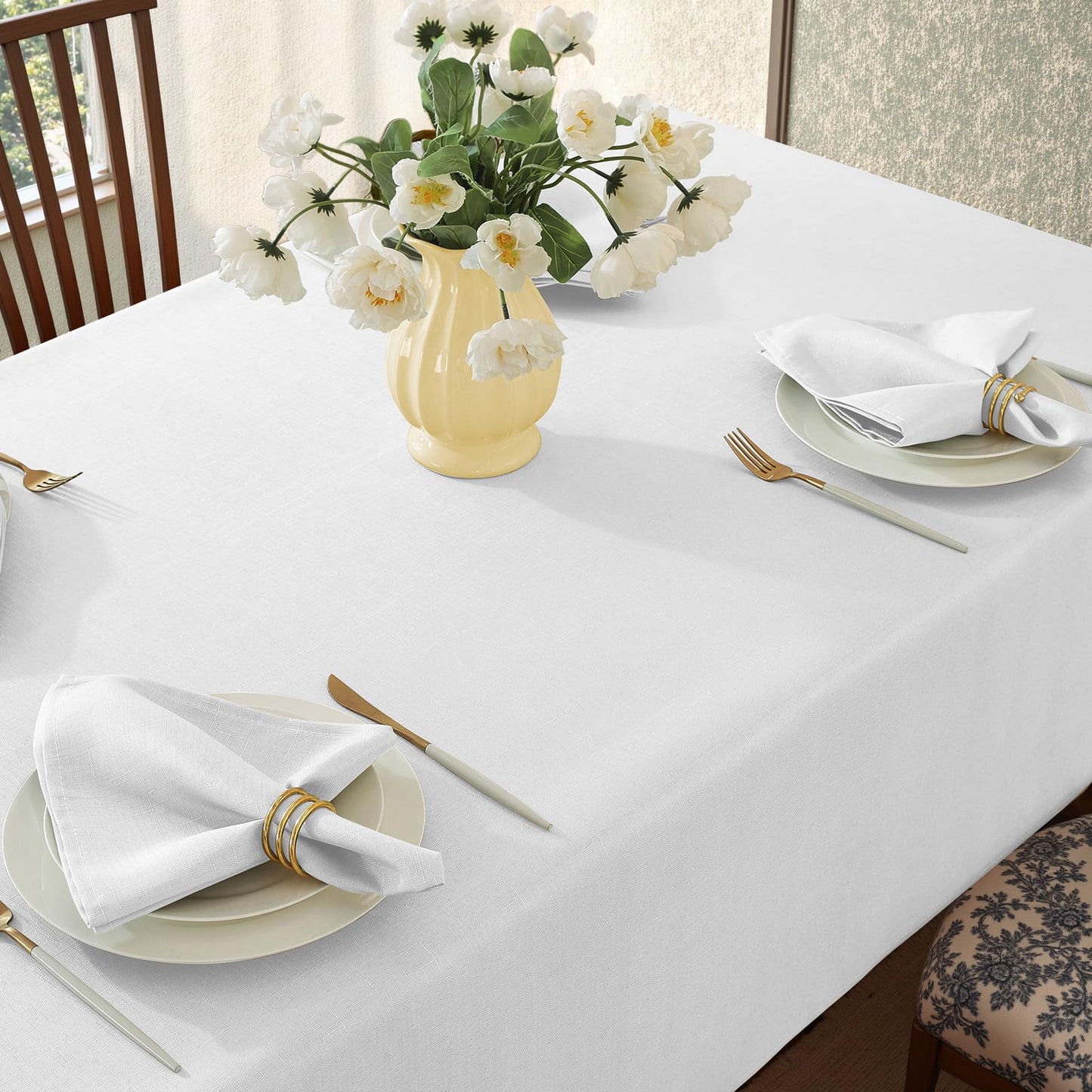 SASTYBALE White Tablecloth Rectangle, Spillproof Table Cloth Wrinkle Resistant Washable Textured Table Cover for Kitchen Dinning Parties Farmhouse Outdoor 52" x 70"