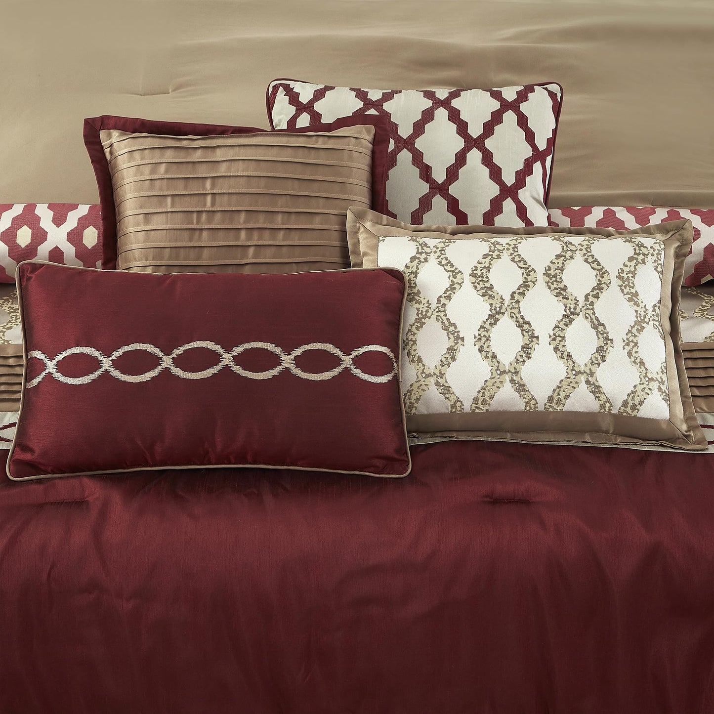 LANCO MODERN LIFESTYLE Queen Comforter Set, Burgundy, 10 Piece Bed in a Bag for All Seasons, Luxury Extreme Comfort Bedding Sets with Bedskirt, Pillow Shams, Euro Shams and Decor Pillows