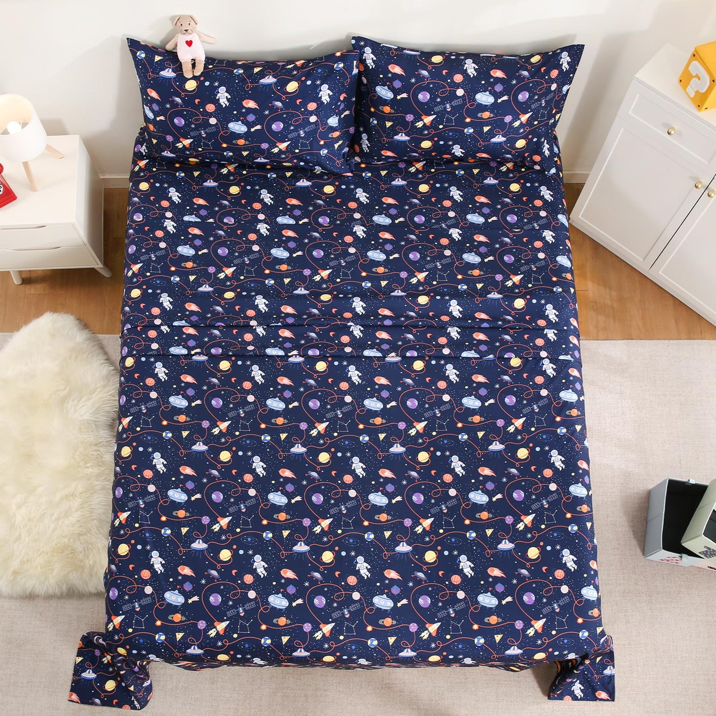 LONAVA Twin Sheet Set Kids - 3 Pieces Soft Microfiber Cartoon Style Bedsheets for Boys Girls Teens, Oeko TEX, Breathable Deep Pocket Sheets, (Astronauts)