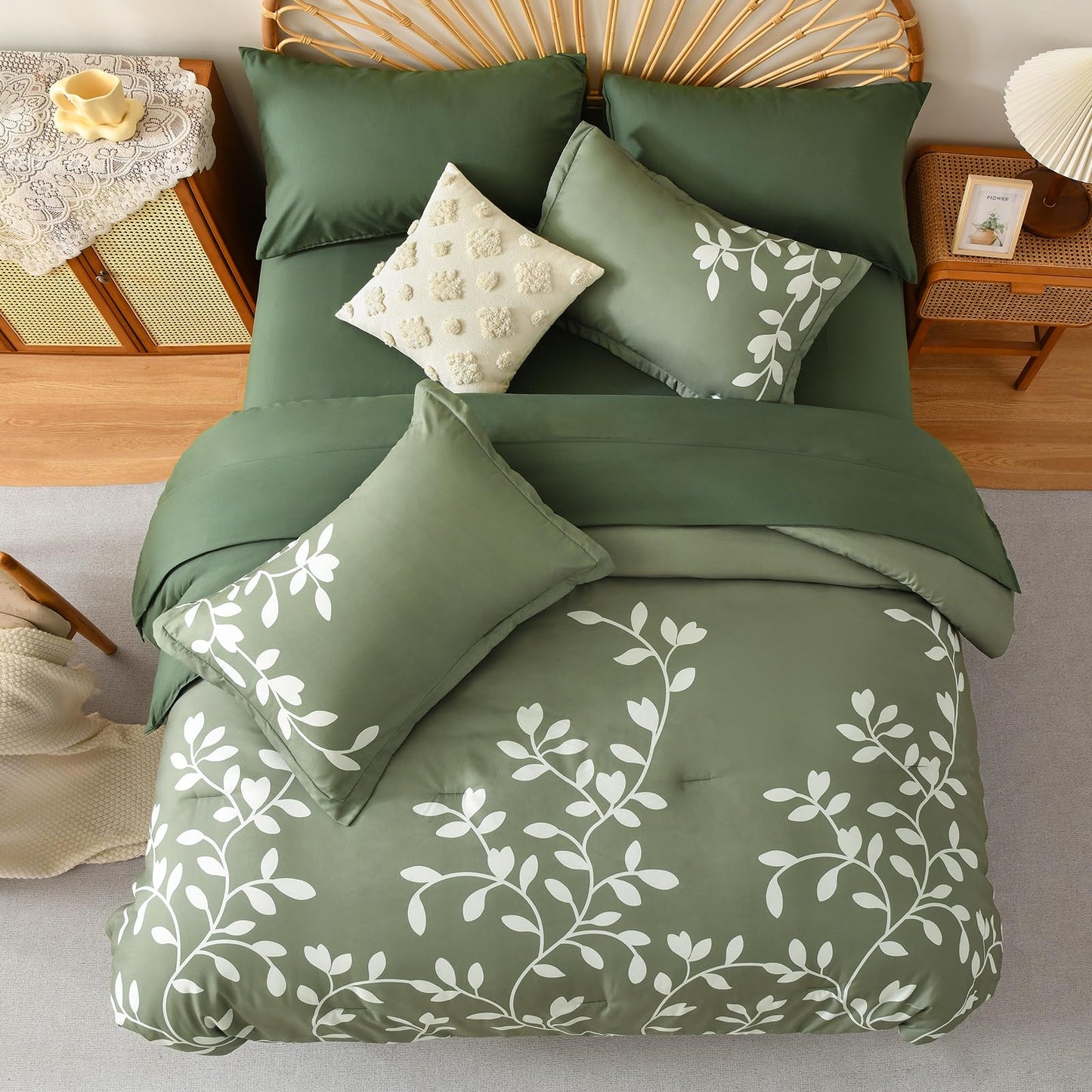 METAHOTS Queen Size Comforter Set - 7 Piece Floral Botanical on Green Comforter Sets with Sheets and Pillows, Soft Lightweight Microfiber Bedding Set for All Season(90"X90")