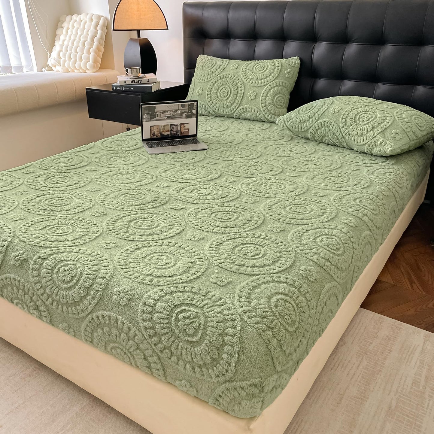 LweiPsqLin Twin Fitted Sheet Only - Deep Pocket Fluffy Velvet Fitted Bed Sheet - Ultra Soft, Wrinkle & Fade Resistant, Boho Floral Pale Green Bedding