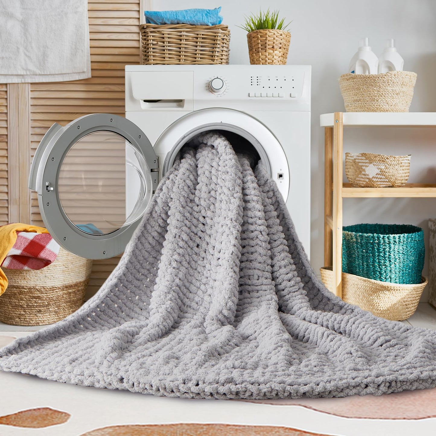 YJLMLY Chunky Knit Throw Blanket,50x60 Inch Heavy 4.4lbs, Hand Knit Chenille Couch Blanket, Soft Cable Knit Gift for Women Mom Wife, Modern Home Decor