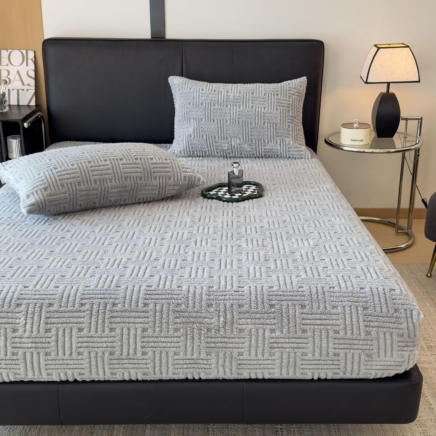 ZIQINPSQ Twin Size Flannel Fitted Sheet - 1 Piece Winter Warm Deep Pocket (15") Bed Sheet, Shrink & Fade Resistant, Hotel Quality, Light Grey