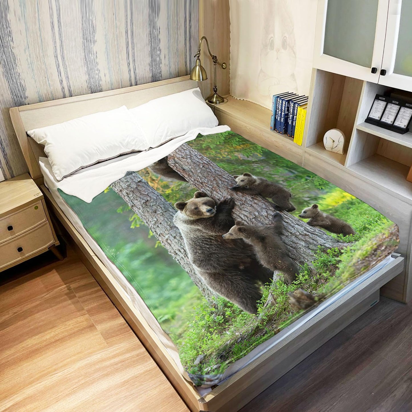 KLRIGR Wildlife Brown Bear Throw Blanket, Soft Flannel Blanket with Bear Cubs Climbing Tree, Cozy Forest Nature Print for Couch Bed Home Decor, 60"x80"