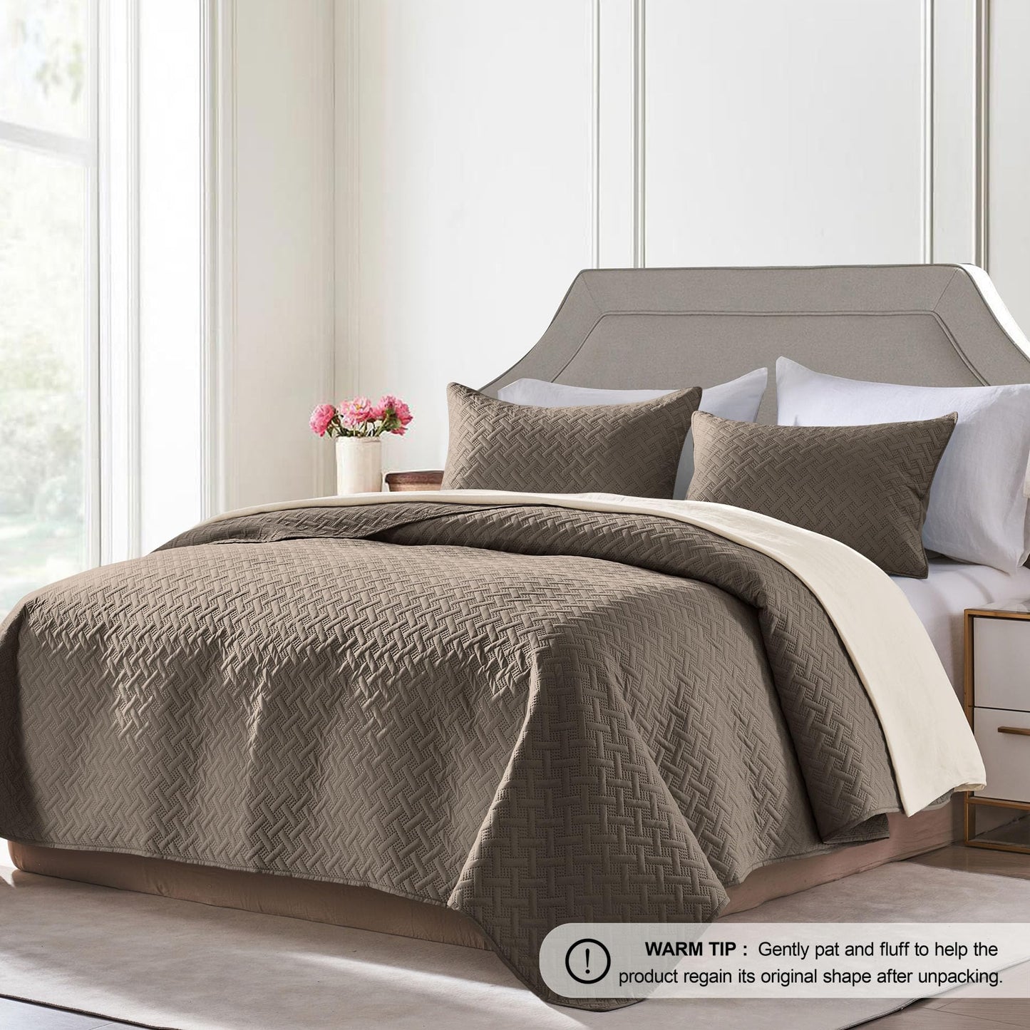 FLYMME Quilts Queen Size,Lightweight Mocha Brown Bedspreads,Basket Weave Pattern,Ultra Soft Microfiber Bed Coverlet 3 Pieces for All-Seasons (1 Quilt,2 Shams)