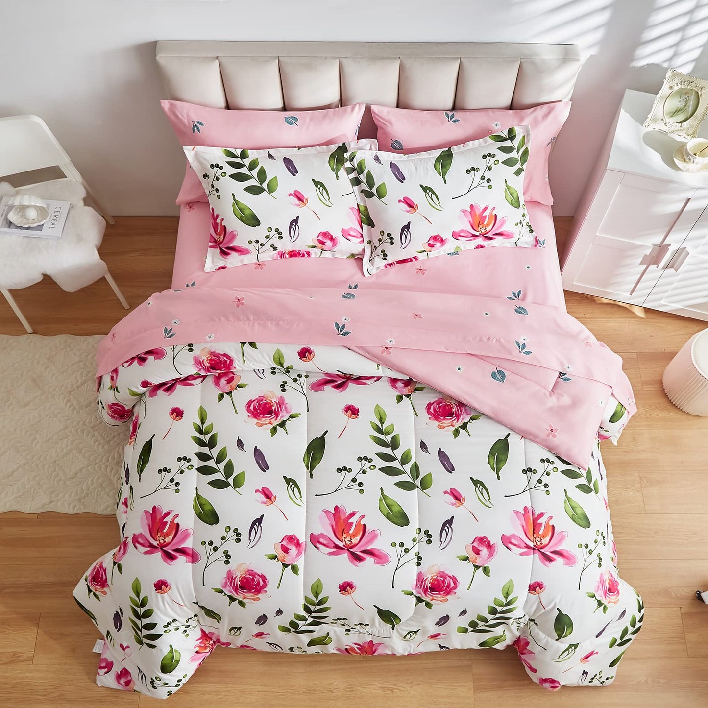 Floral Comforter Sheet Set 7 Pieces Bed in a Bag Queen Size White with Green Leaves Pink Flowers Reversible Bedding Set (1 Comforter 2 Pillow Shams 1 Flat Sheet 1 Fitted Sheet 2 Pillowcases)