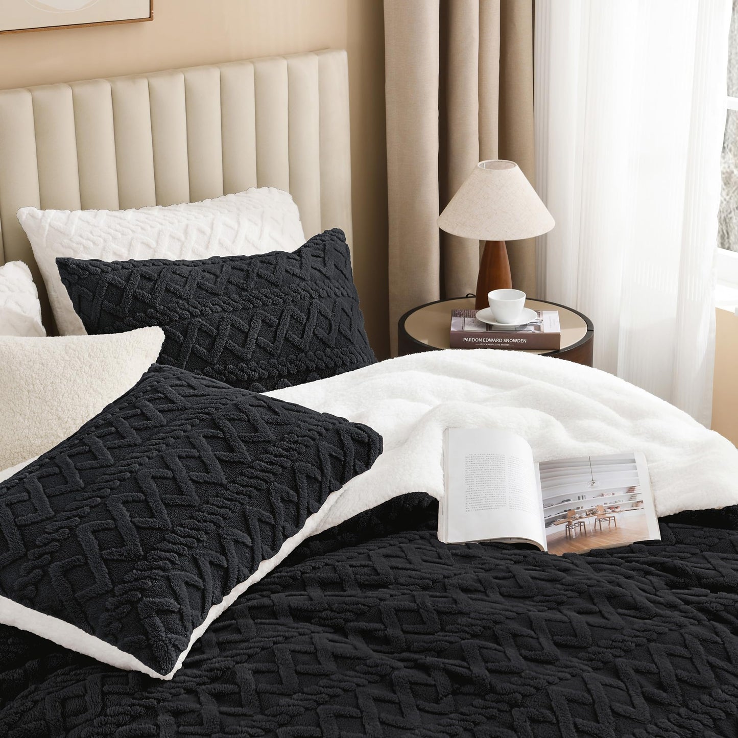 Andency Fluffy Comforter Set Queen Size, Black Sherpa Fleece Super Soft Warm Bedding for Winter, Luxury Boho Jacquard Thick Fuzzy Plush Bed Set 3 Pieces(1 Shaggy Comforter, 2 Pillowcases)