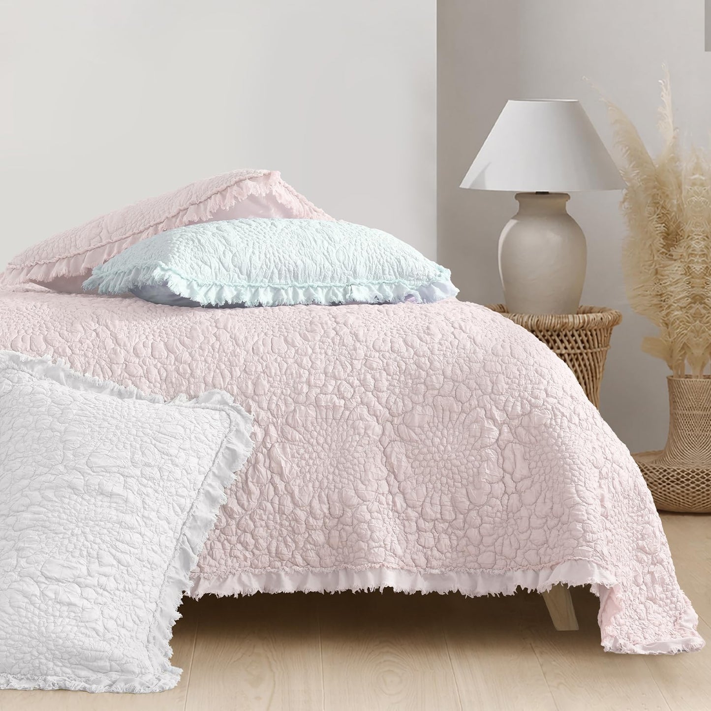 HORIMOTE HOME Pink Ruffled Quilt King Size, Stone-Washed Microfiber Lightweight Crinkled Farmhouse Rustic Shabby Chic Bedding Set, 3 Pieces Reversible Bedspread with Pillow Shams for All Season