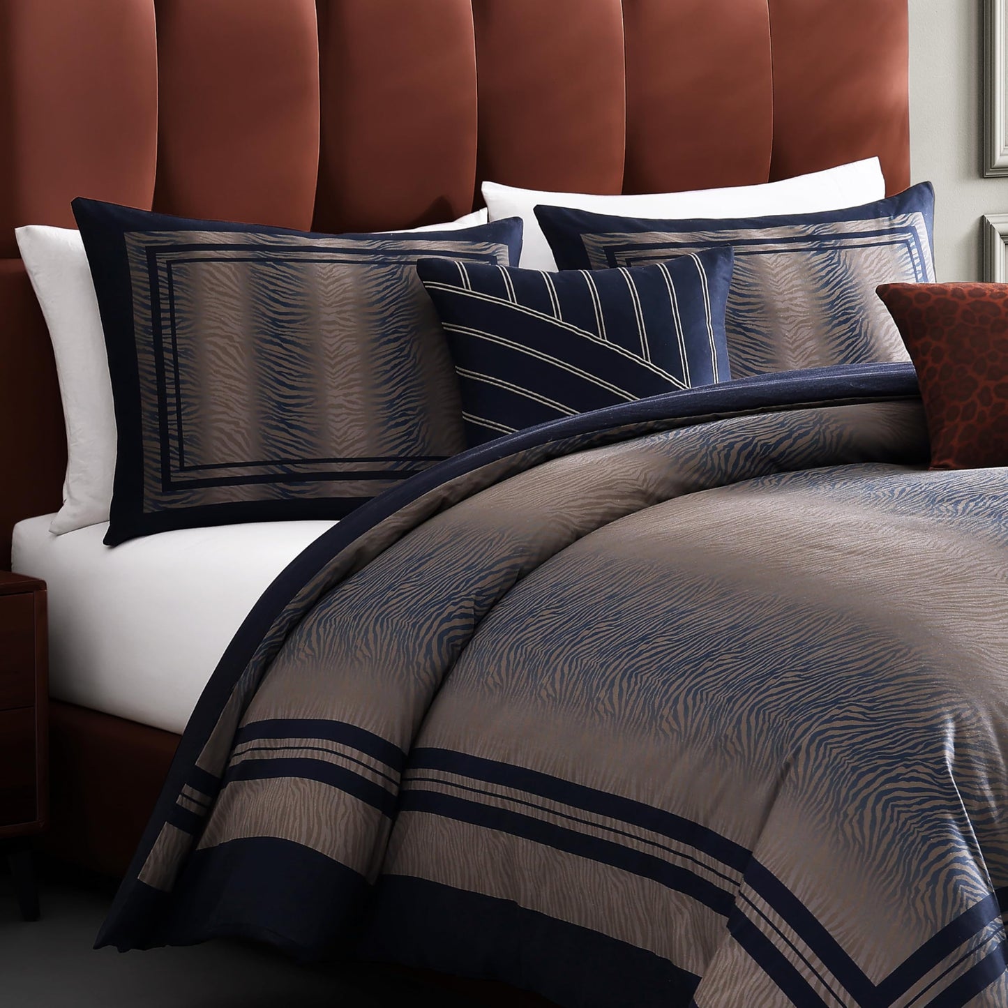 Bebejan Dark Blue Animal Prints 5 Piece Comforter Set, 100% Cotton Sateen, 220 Thread Count, Reversible Bedding Comforter Set, 1 Comforter, 2 Shams & 2 Pillows (King/Cal King)