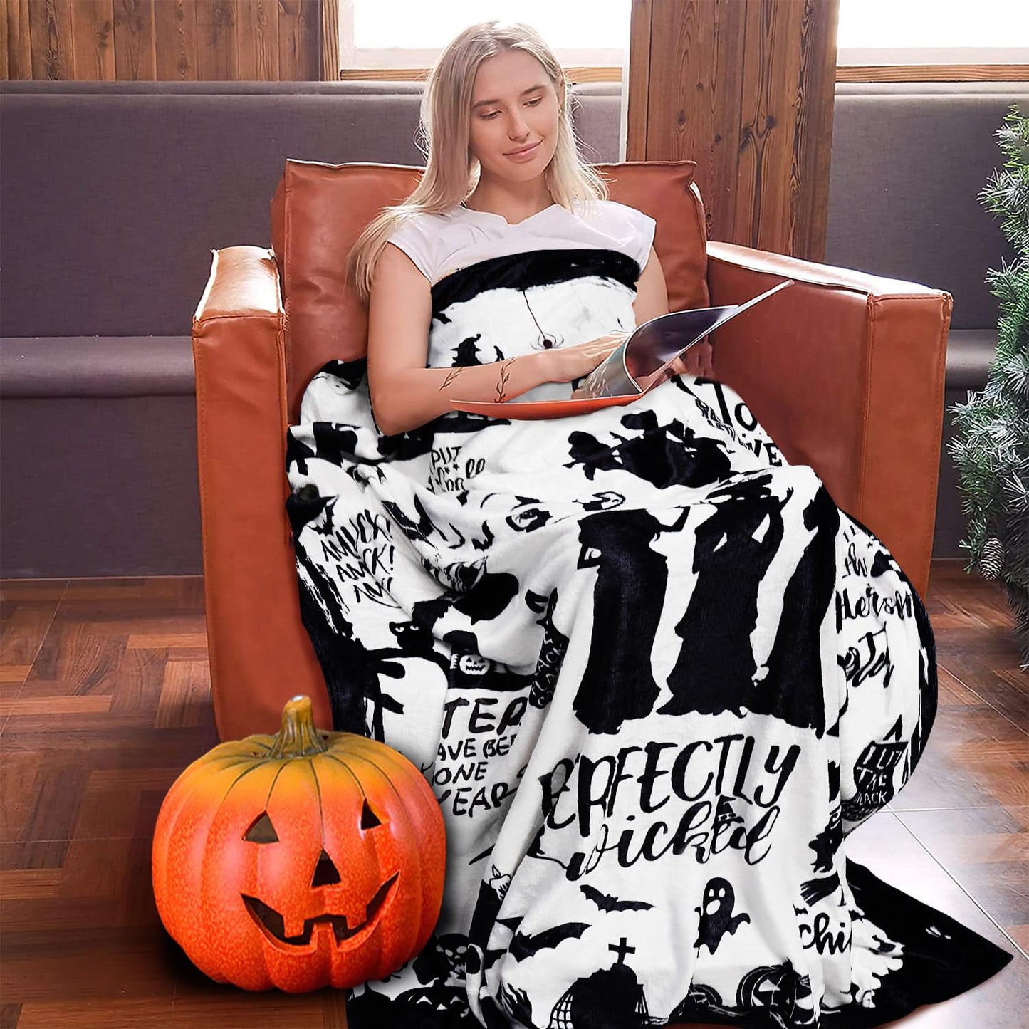 Metawu Halloween Blanket,Witch Flannel Throw Blankets, for Kids Women,Halloween Throw Blanket for Couch Sofa Bed Chair Decorations 50 x 60 inches