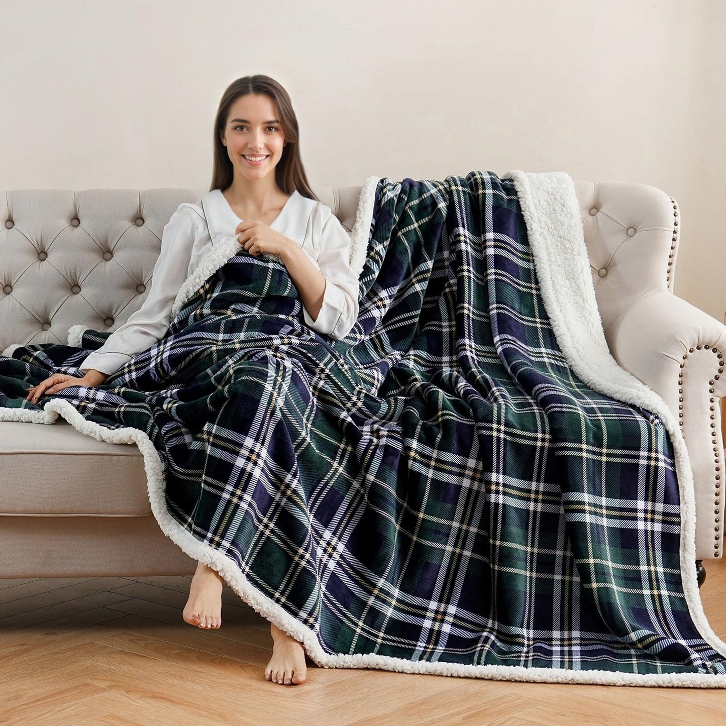 Gracelife Sherpa Fleece Throw Blanket for Couch, Fluffy Plush Warm Fuzzy Blanket for Women and Men, Cozy Thick Soft Twin Blanket for Bed (Green-Soft Blue, 60"*80")